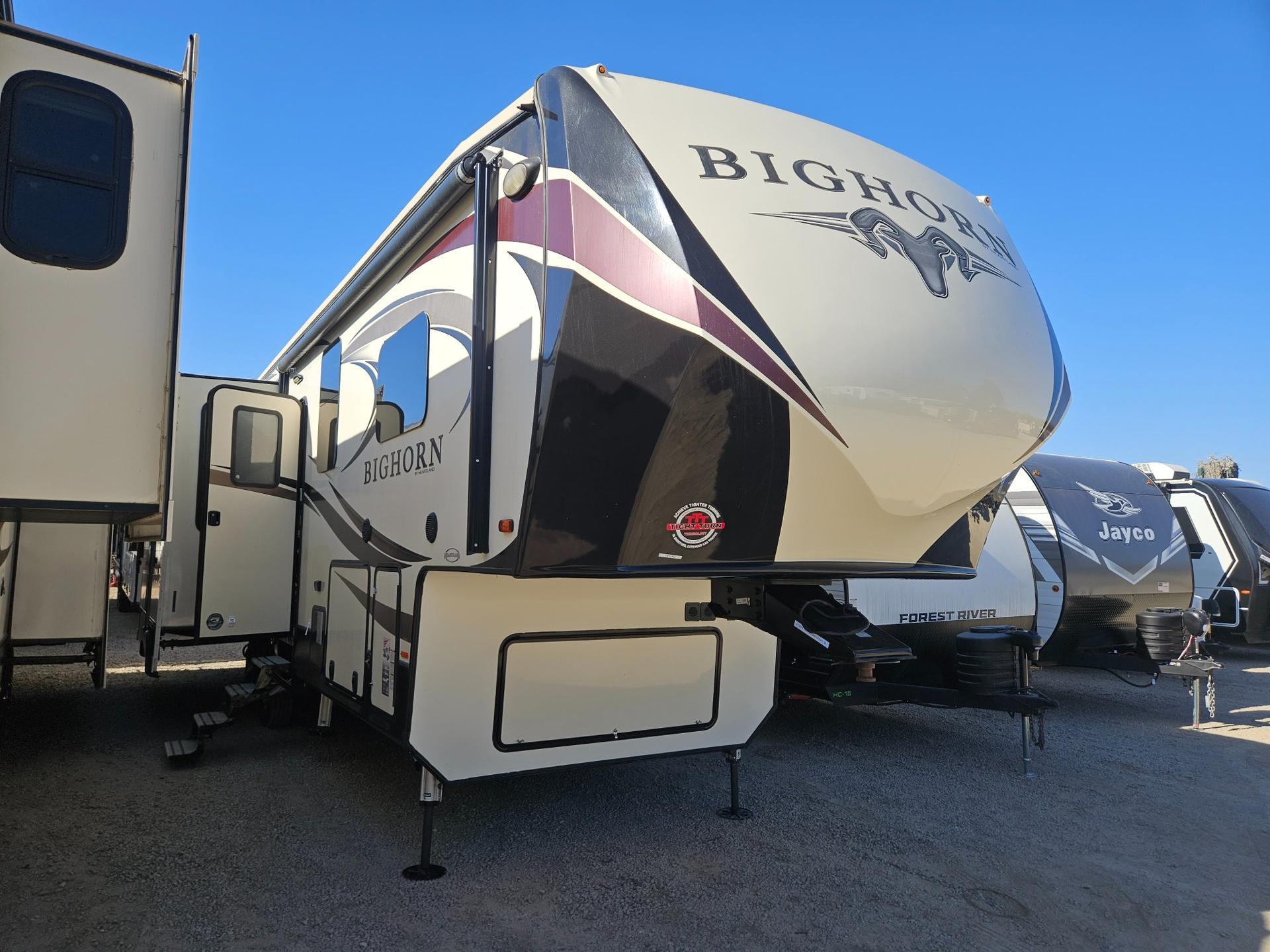 2019 Heartland Bighorn  3160EL