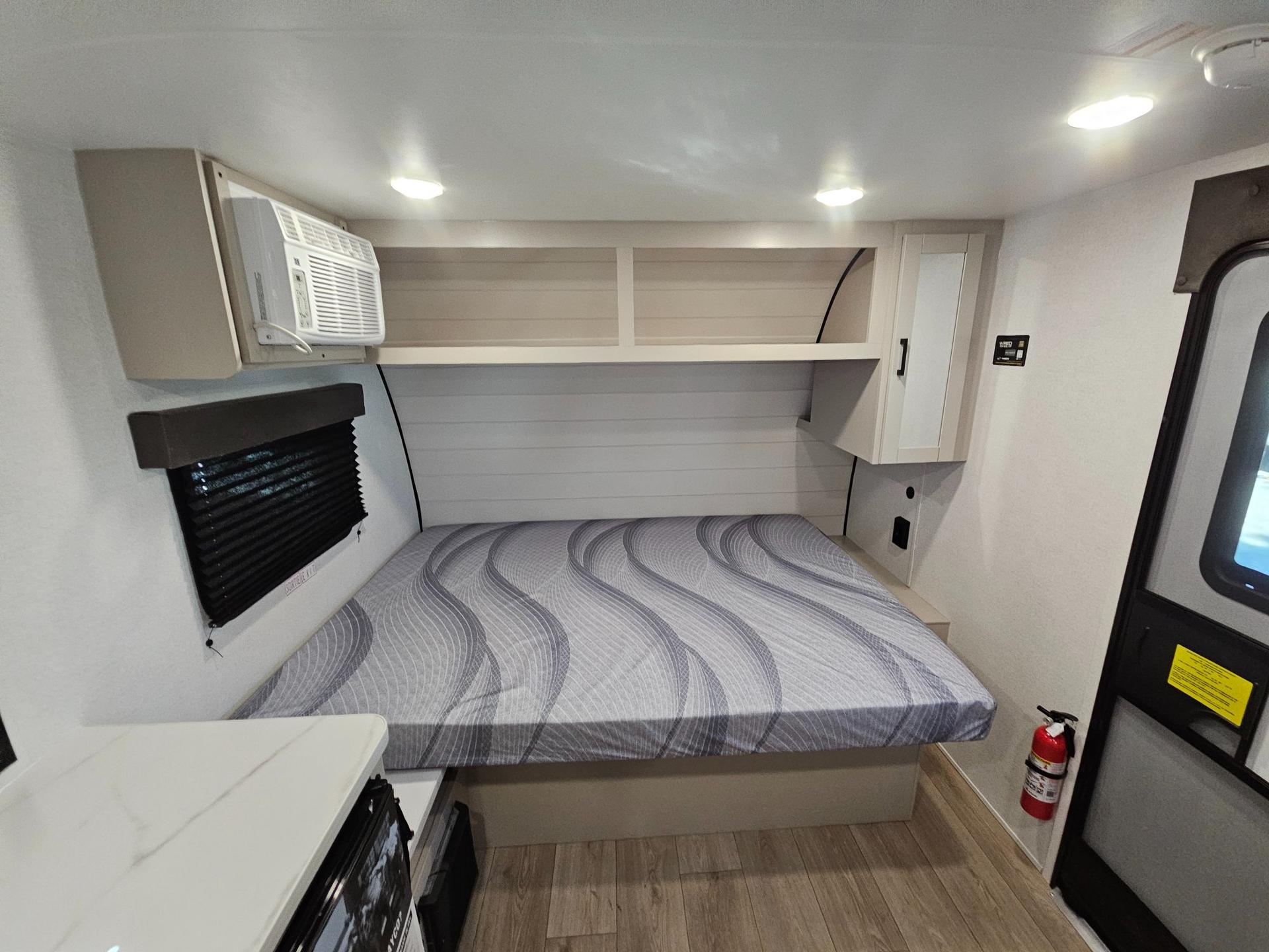 2027 Jayco 2027 Jayco Jay Flight - thumbnail 22