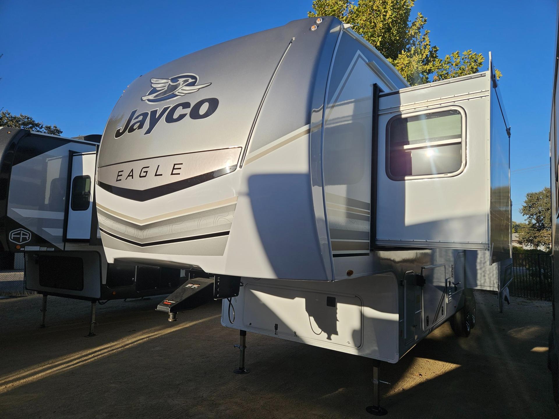 2027 Jayco 2027 Jayco Eagle - thumbnail 5