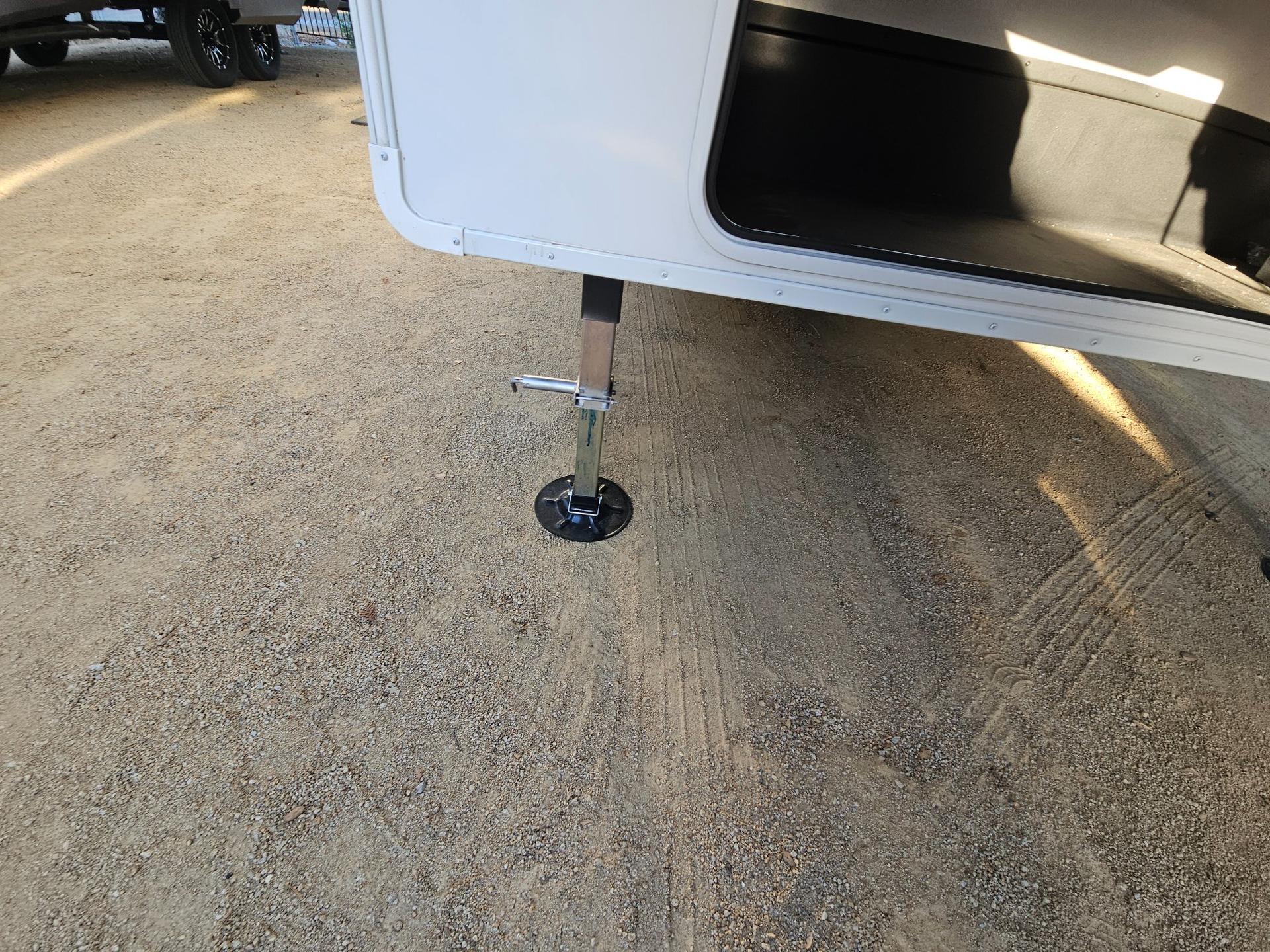 2027 Jayco 2027 Jayco Eagle - thumbnail 8