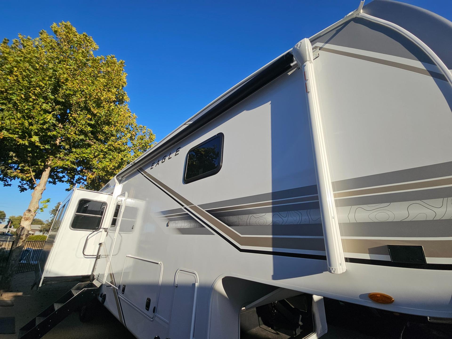2027 Jayco 2027 Jayco Eagle - thumbnail 9