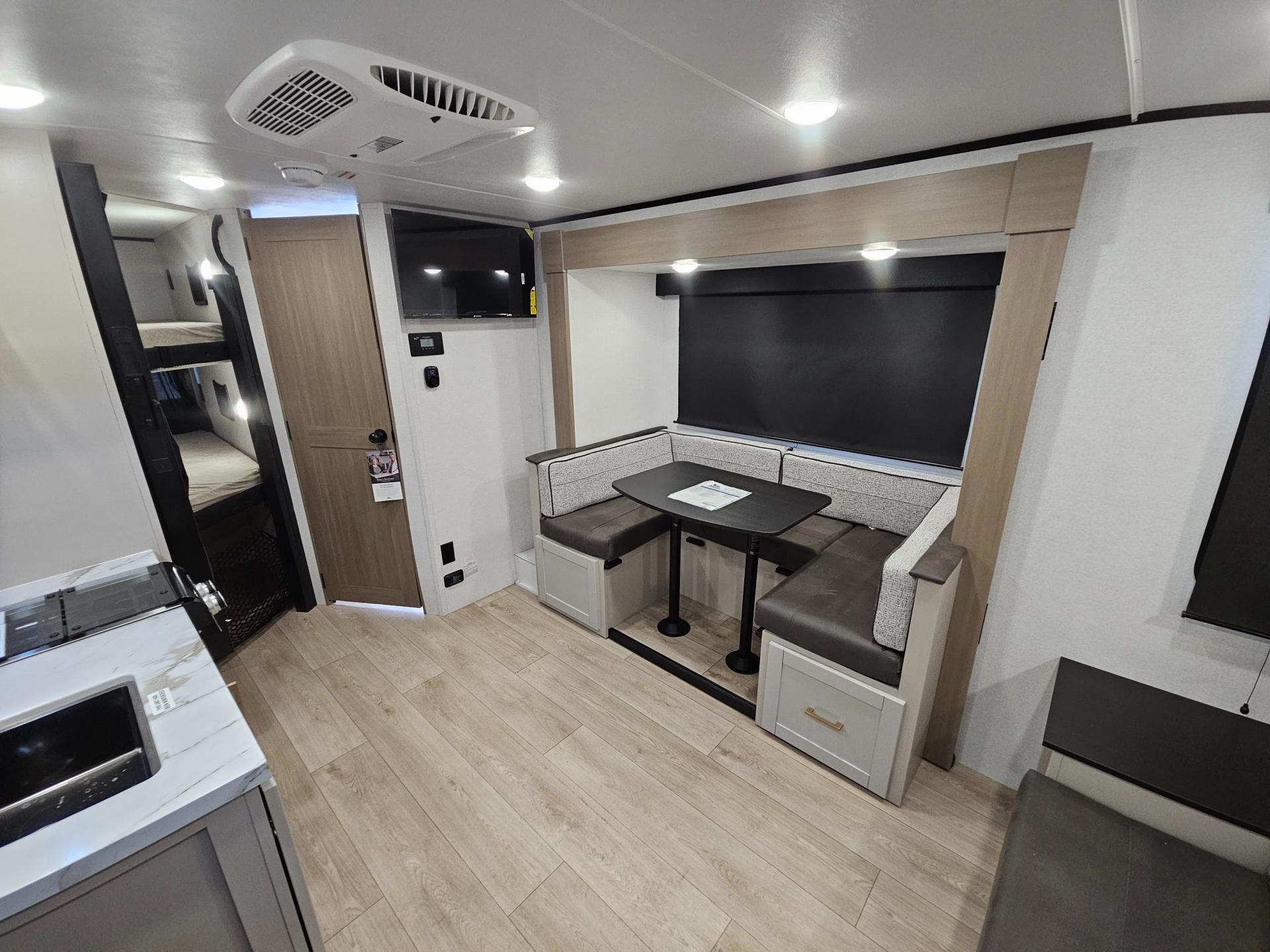 2027 Jayco 2027 Jayco Jay Feather Air - thumbnail 6