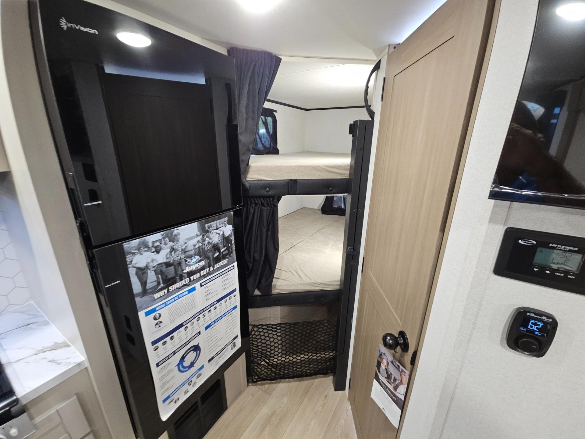 2027 Jayco 2027 Jayco Jay Feather Air - thumbnail 11