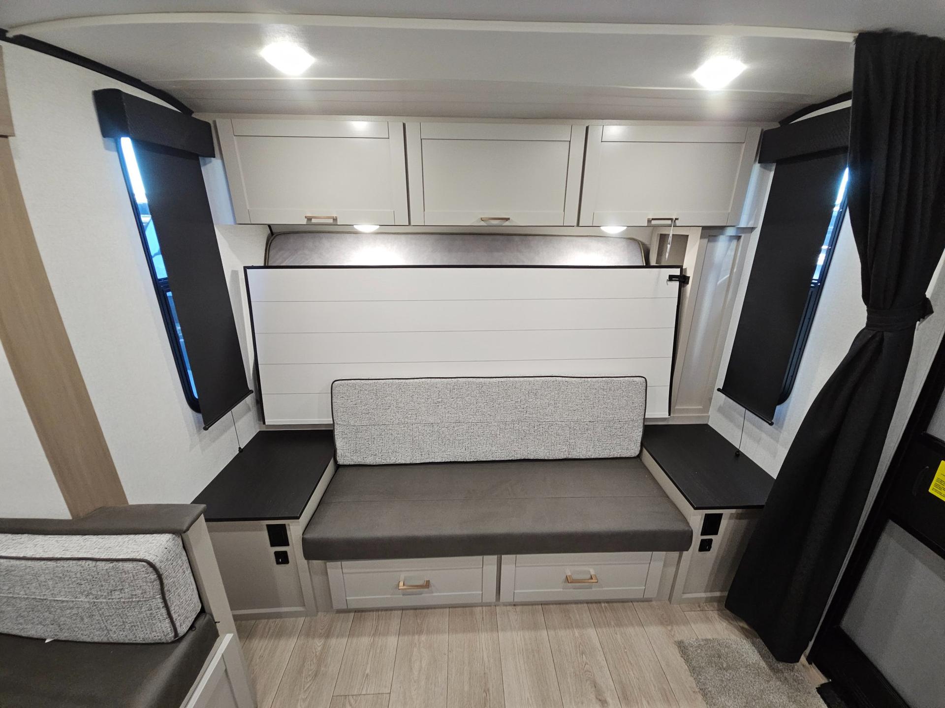 2027 Jayco 2027 Jayco Jay Feather Air - thumbnail 22