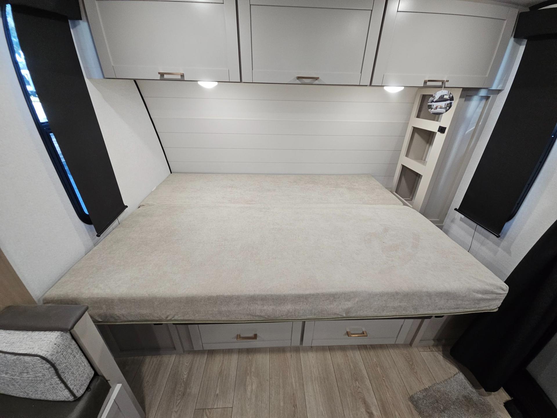 2027 Jayco 2027 Jayco Jay Feather Air - thumbnail 24