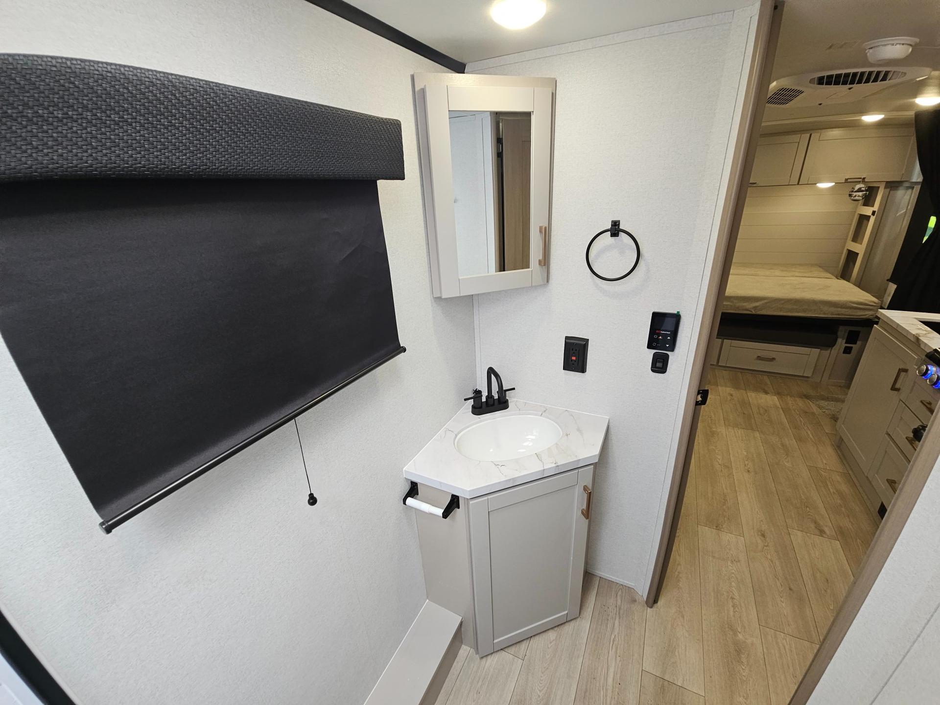 2027 Jayco 2027 Jayco Jay Feather Air - thumbnail 29