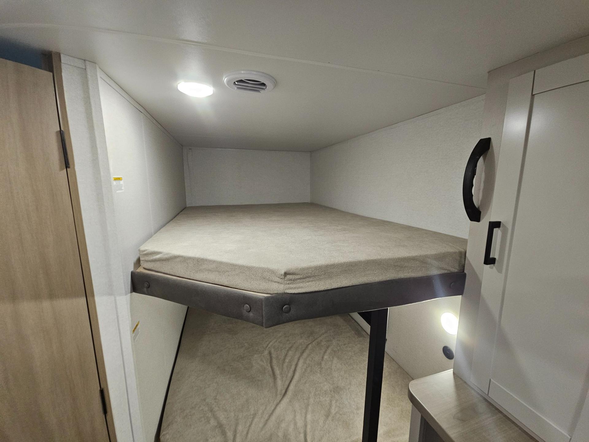 2027 Jayco 2027 Jayco Jay Flight - thumbnail 11