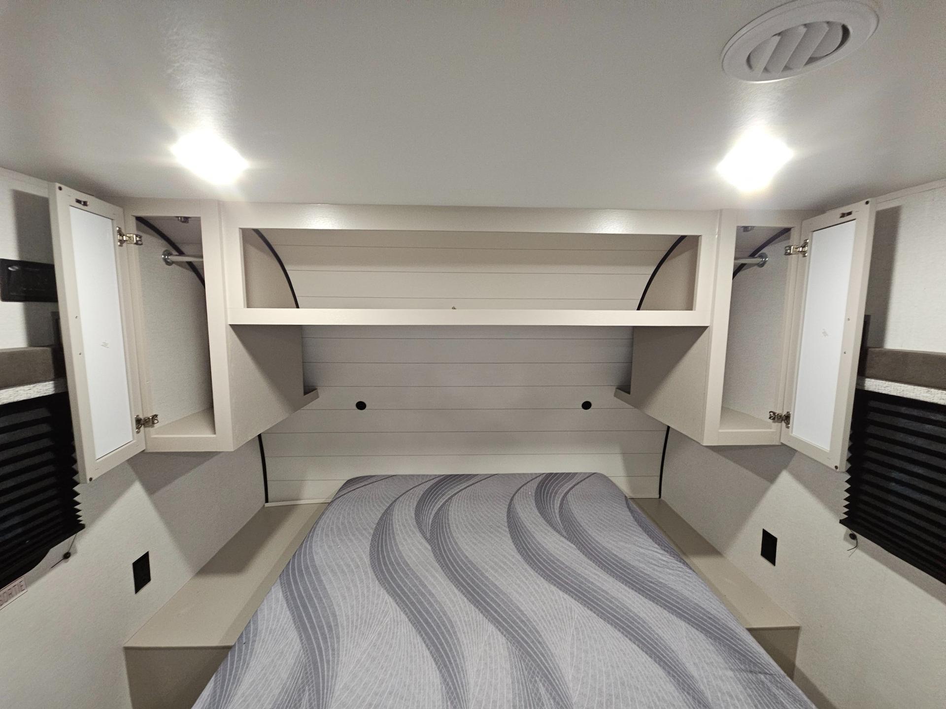 2027 Jayco 2027 Jayco Jay Flight - thumbnail 22