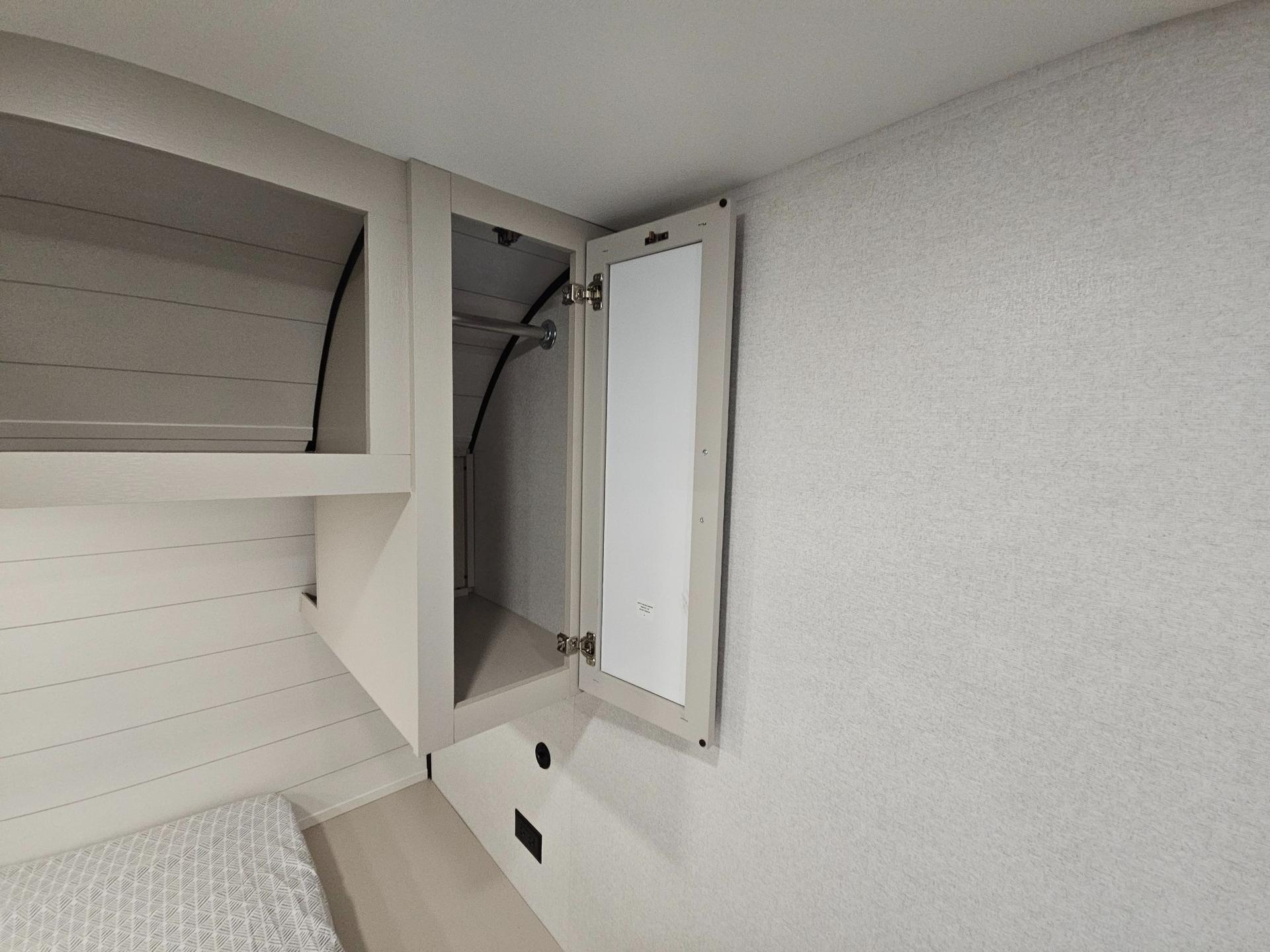 2027 Jayco 2027 Jayco Jay Flight SLX - thumbnail 23