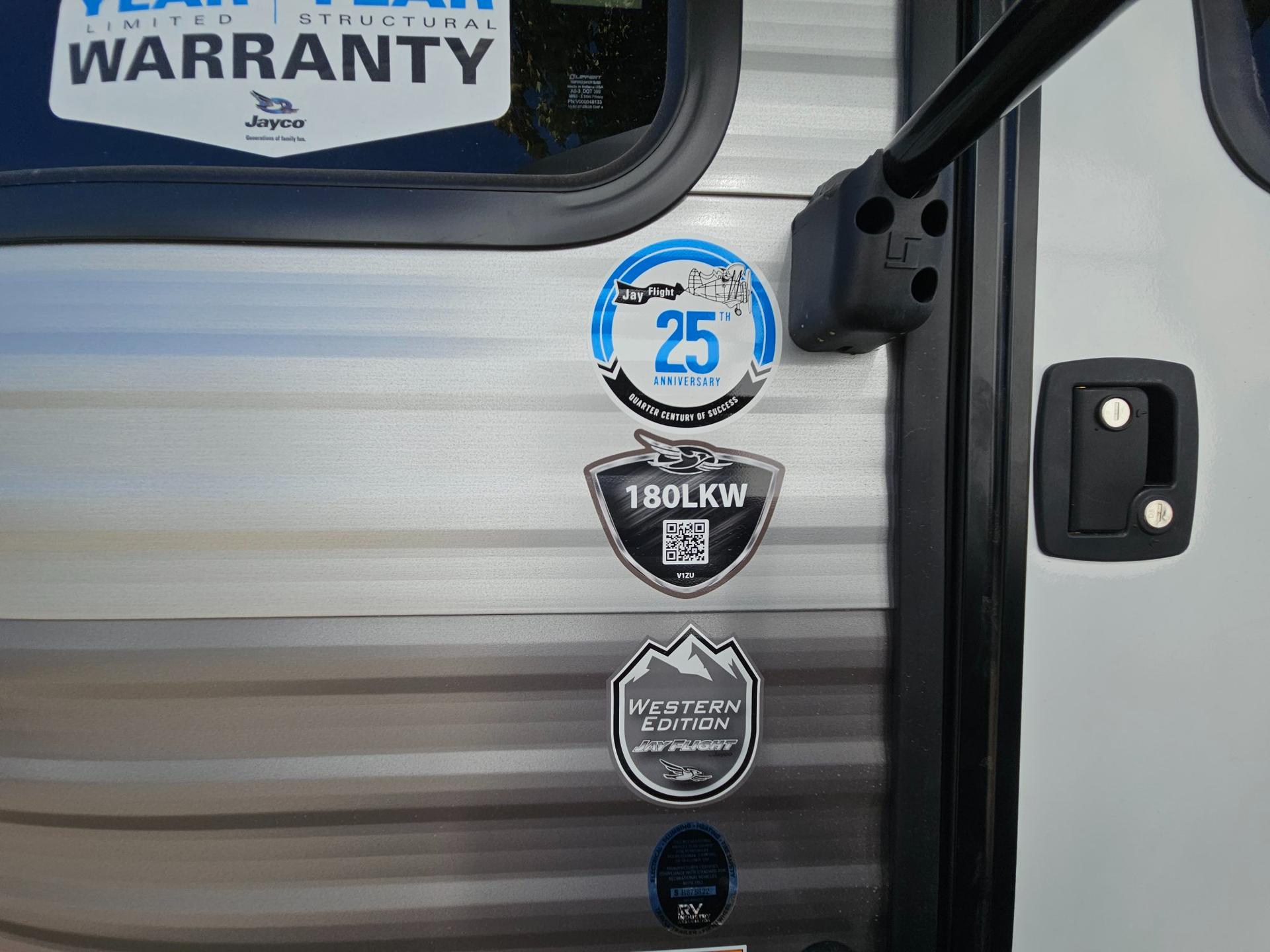 2027 Jayco 2027 Jayco Jay Flight SLX - thumbnail 35