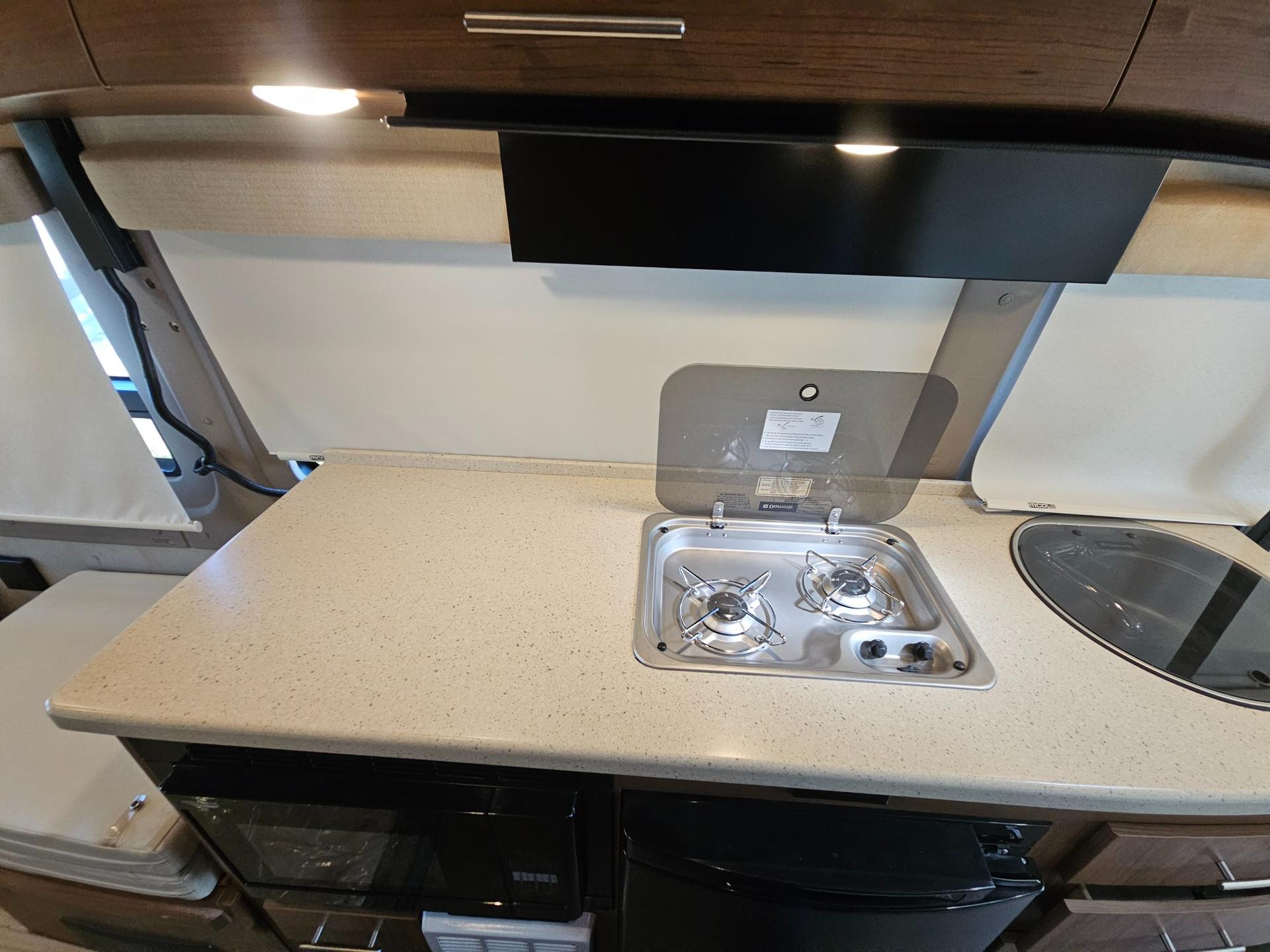2014 Winnebago 2014 Winnebago Era - thumbnail 14