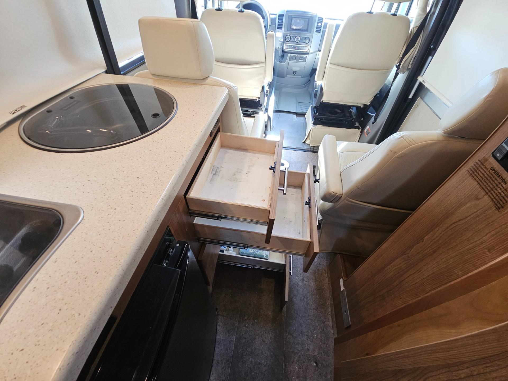 2014 Winnebago 2014 Winnebago Era - thumbnail 16