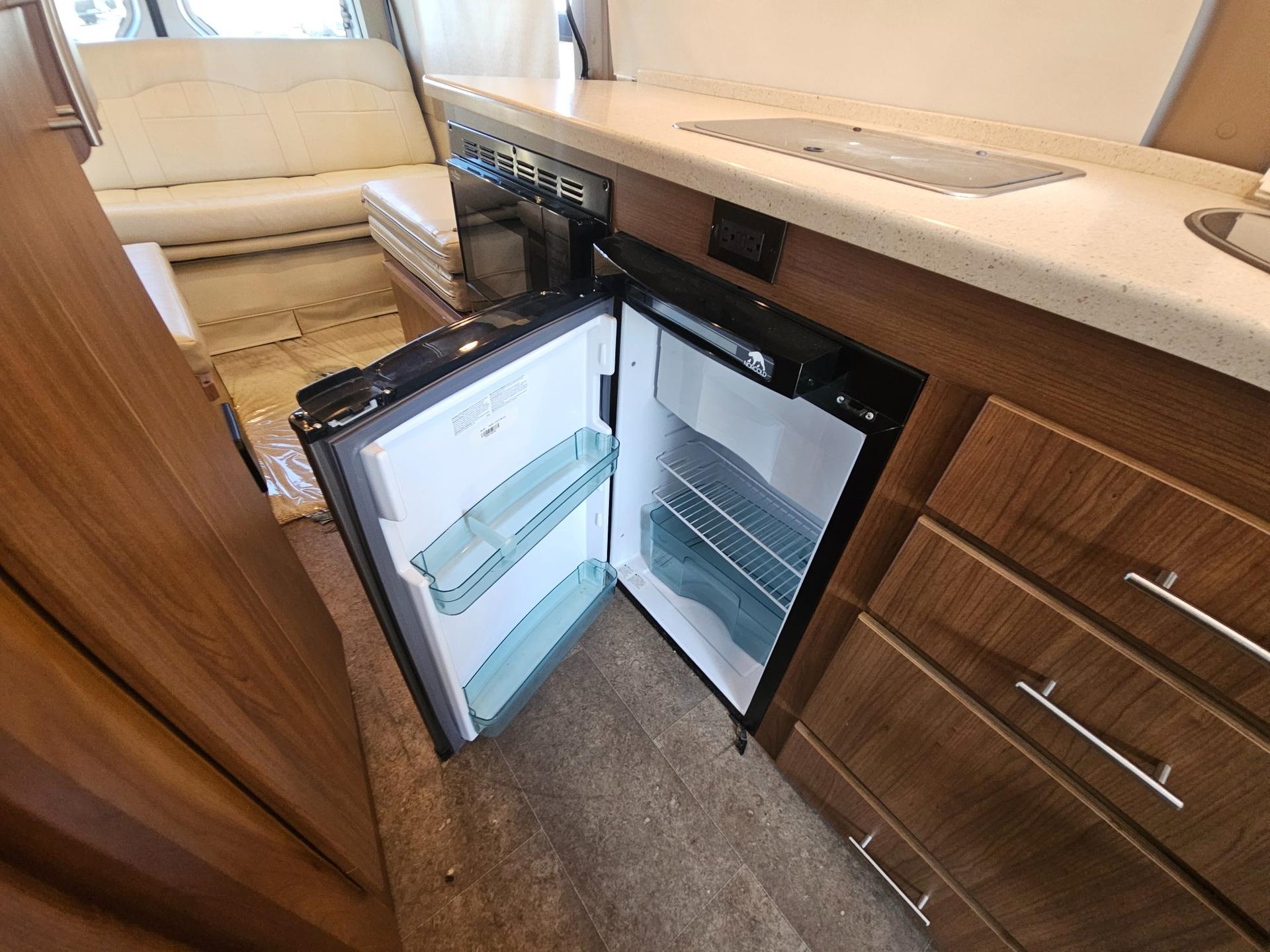 2014 Winnebago 2014 Winnebago Era - thumbnail 17