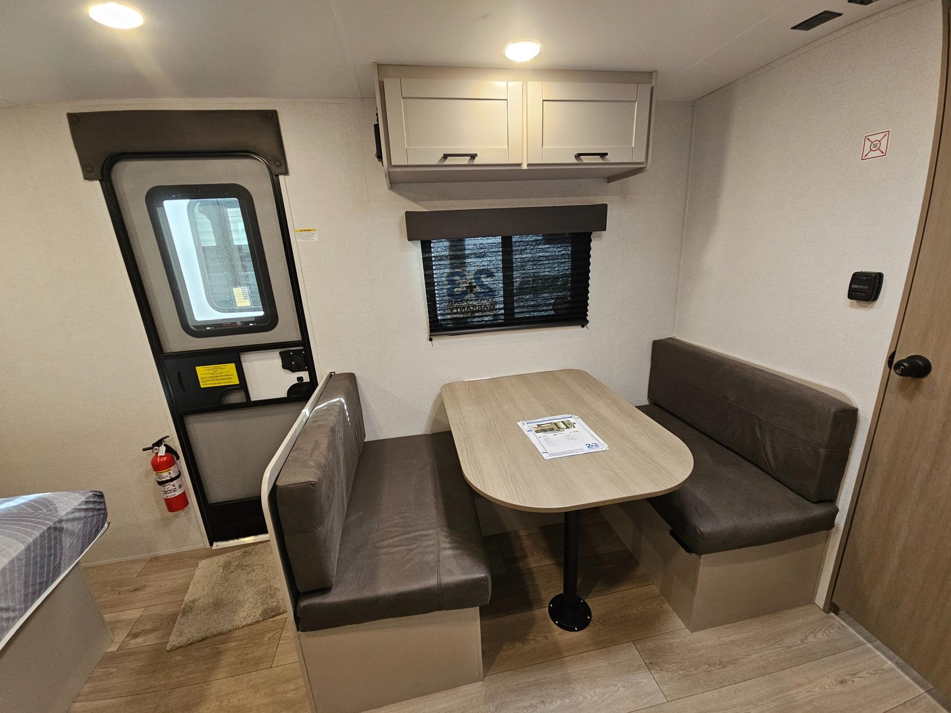2027 Jayco 2027 Jayco Jay Flight SLX - thumbnail 8