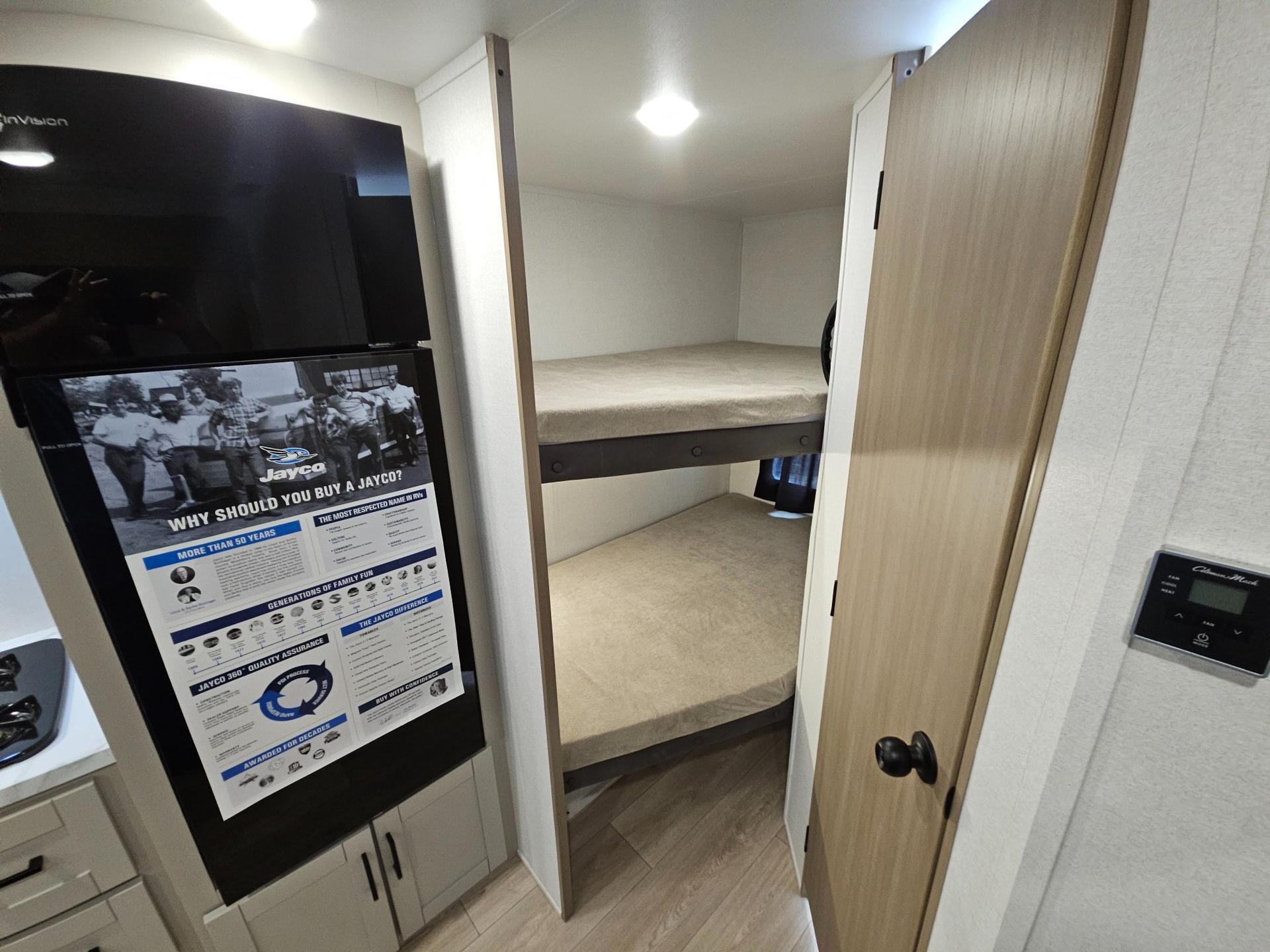 2027 Jayco 2027 Jayco Jay Flight - thumbnail 14