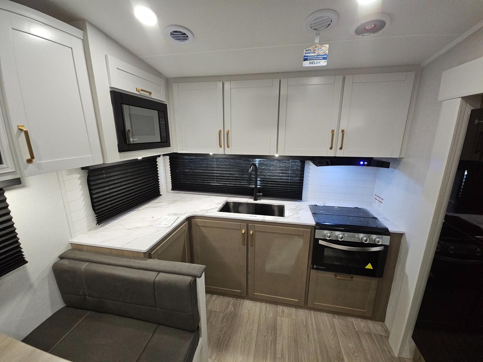 2027 Jayco 2027 Jayco Eagle SLE - thumbnail 11