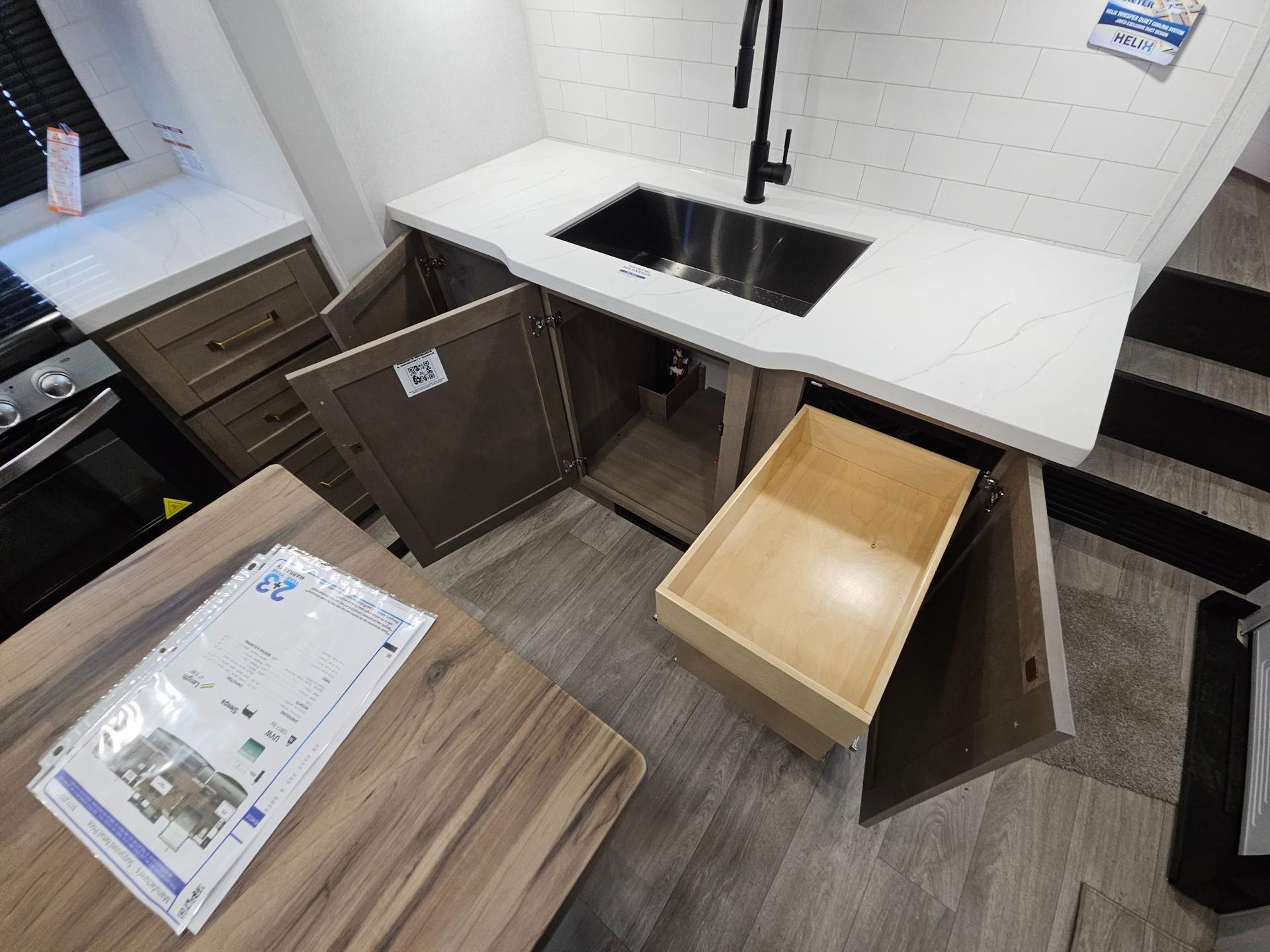 2027 Jayco 2027 Jayco Eagle - thumbnail 24