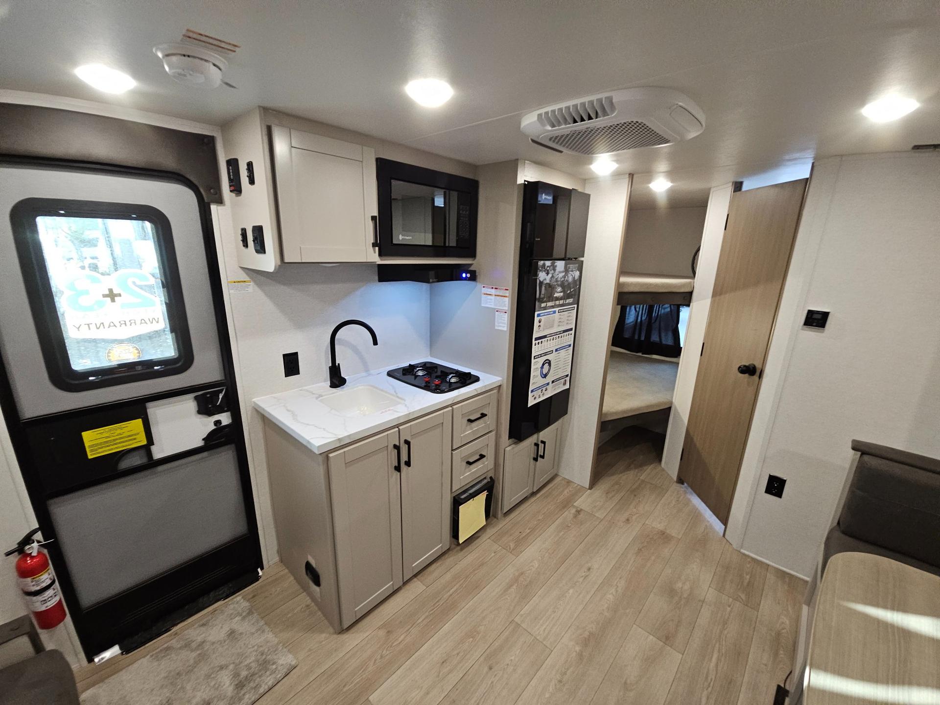 2027 Jayco 2027 Jayco Jay Flight - thumbnail 6