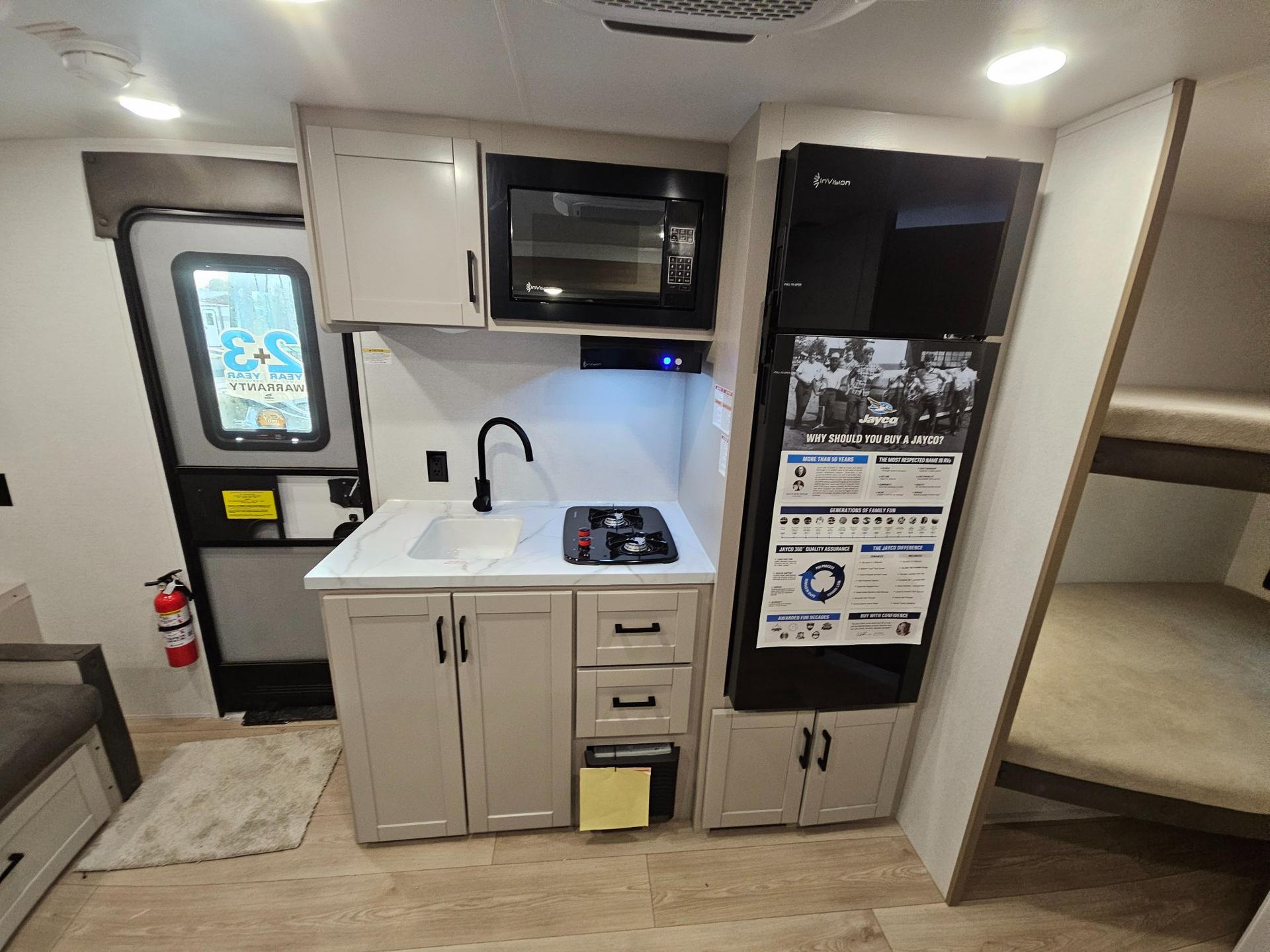 2027 Jayco 2027 Jayco Jay Flight - thumbnail 9