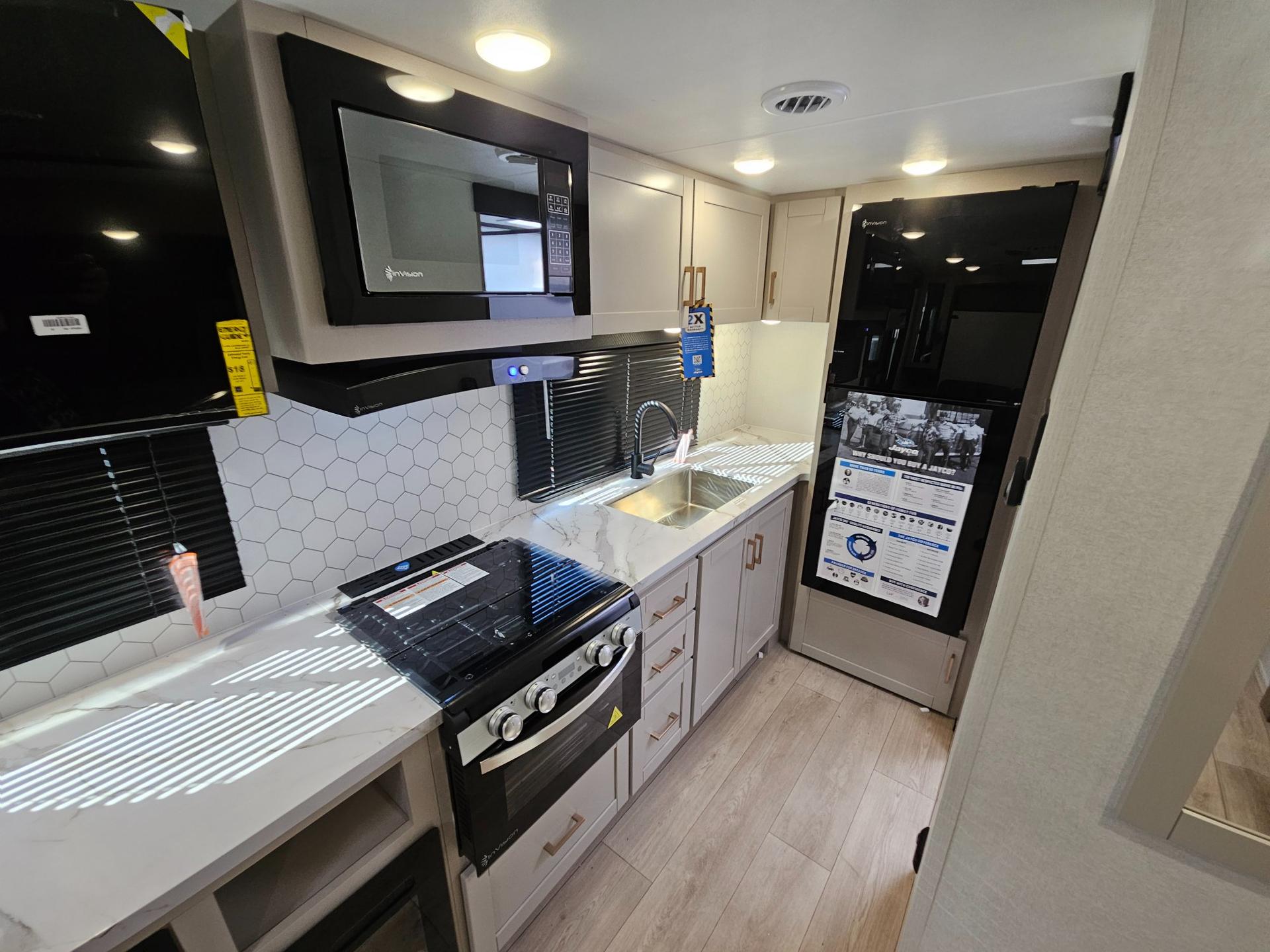 2027 Jayco 2027 Jayco Jay Feather - thumbnail 12