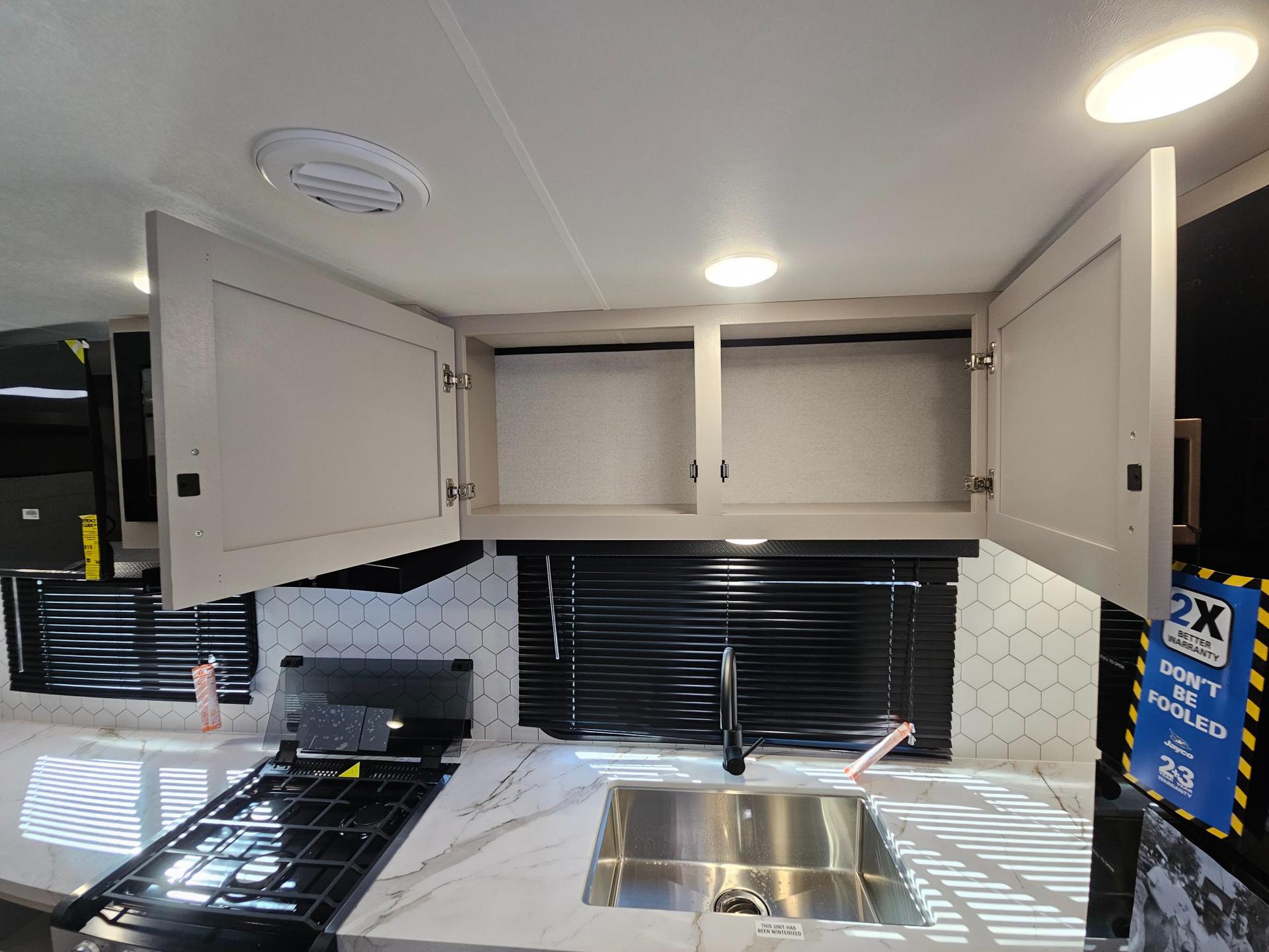 2027 Jayco 2027 Jayco Jay Feather - thumbnail 16