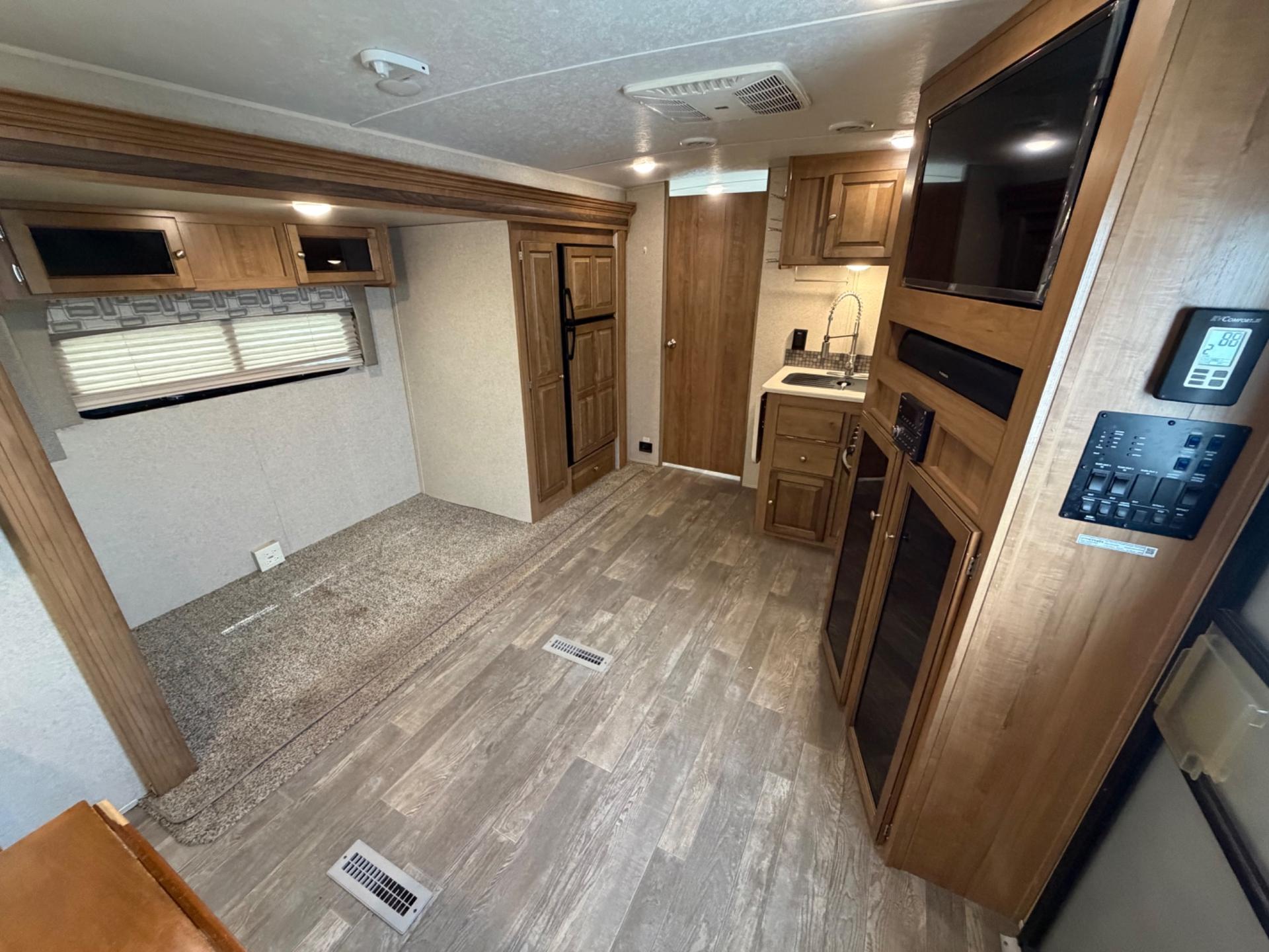 2019 Forest River 2019 Forest River Flagstaff Super Lite - thumbnail 7