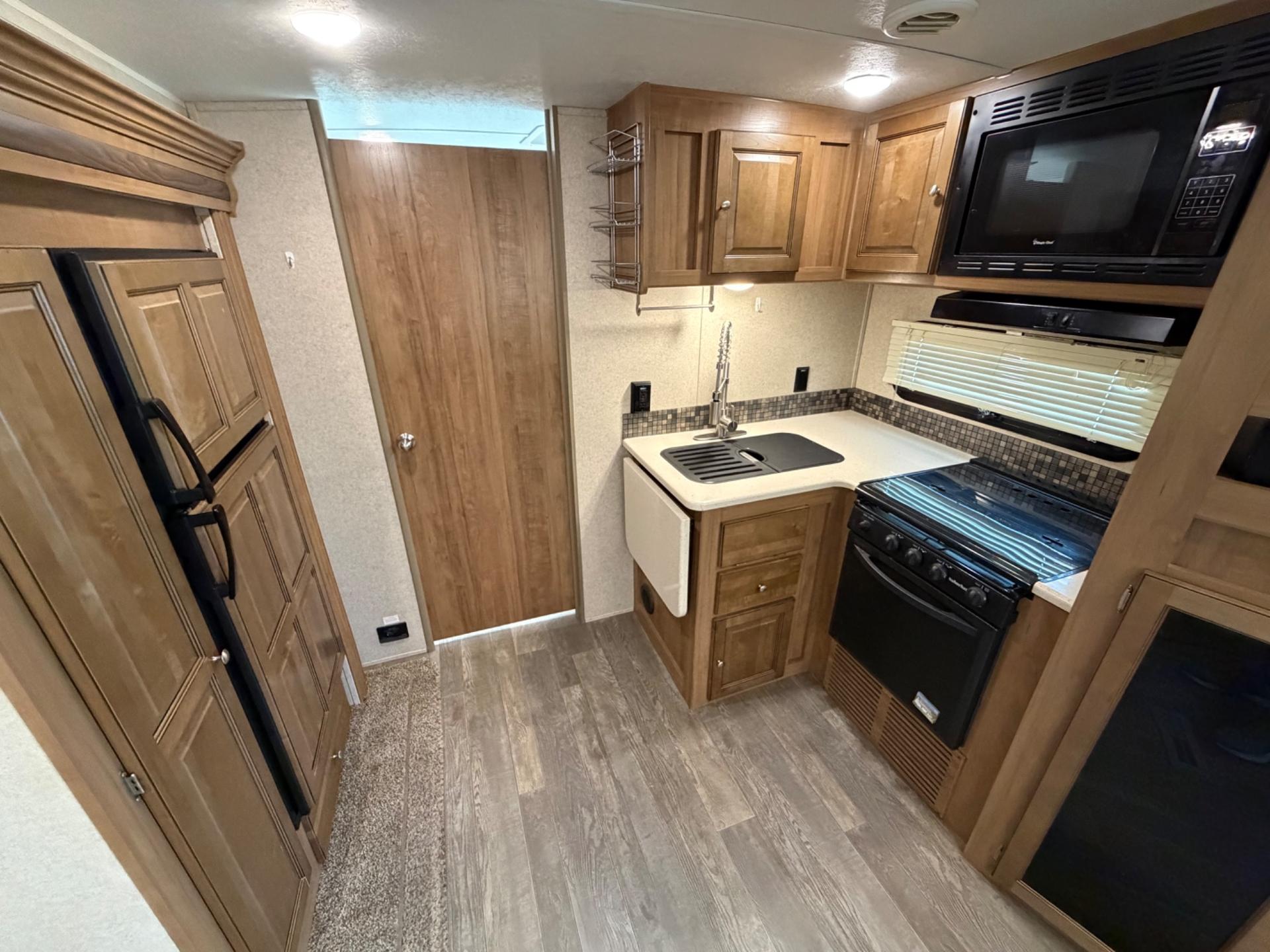 2019 Forest River 2019 Forest River Flagstaff Super Lite - thumbnail 9