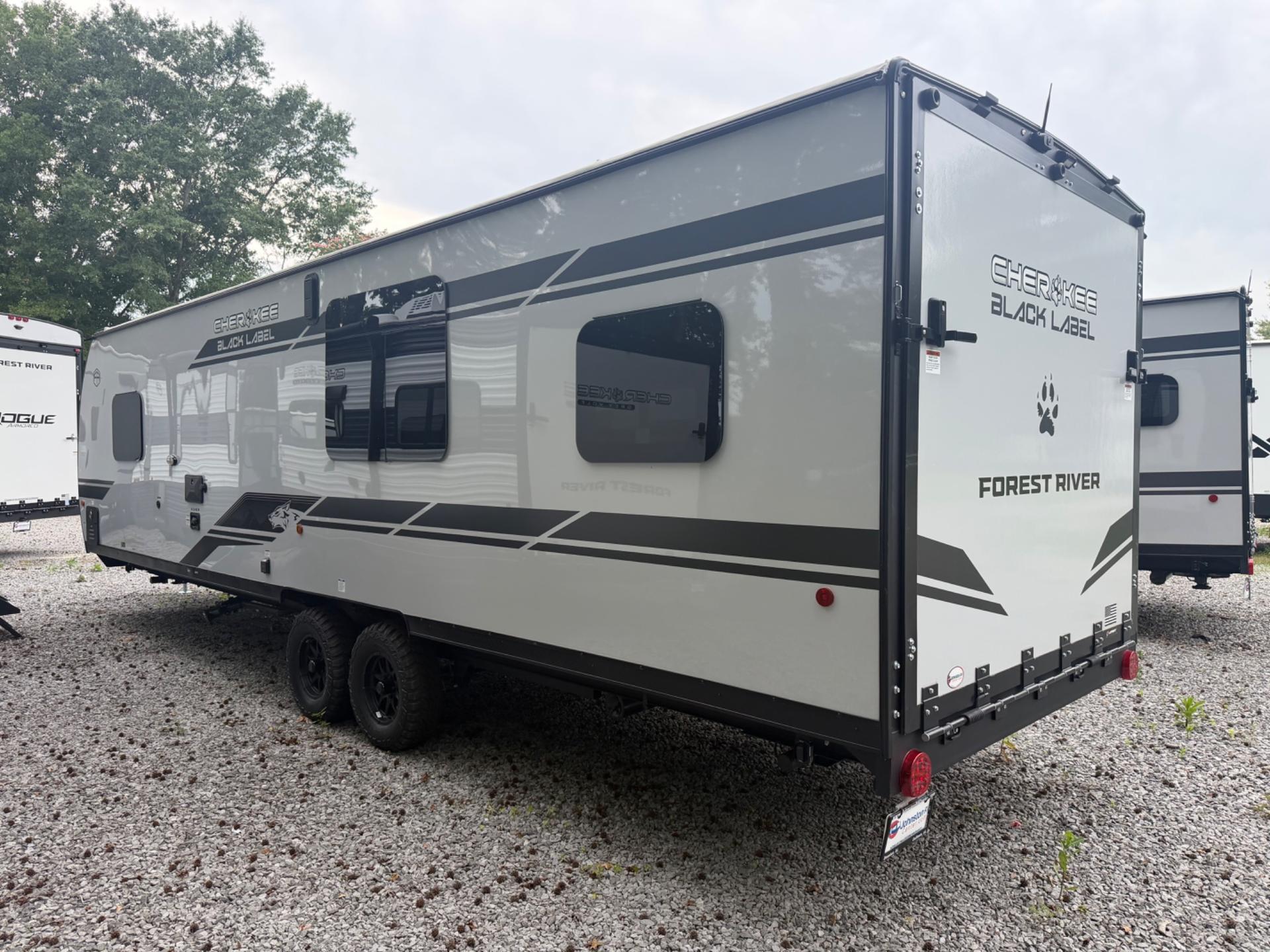 2026 Forest River 2026 Forest River Cherokee Grey Wolf Black Label Toy Hauler - thumbnail 8