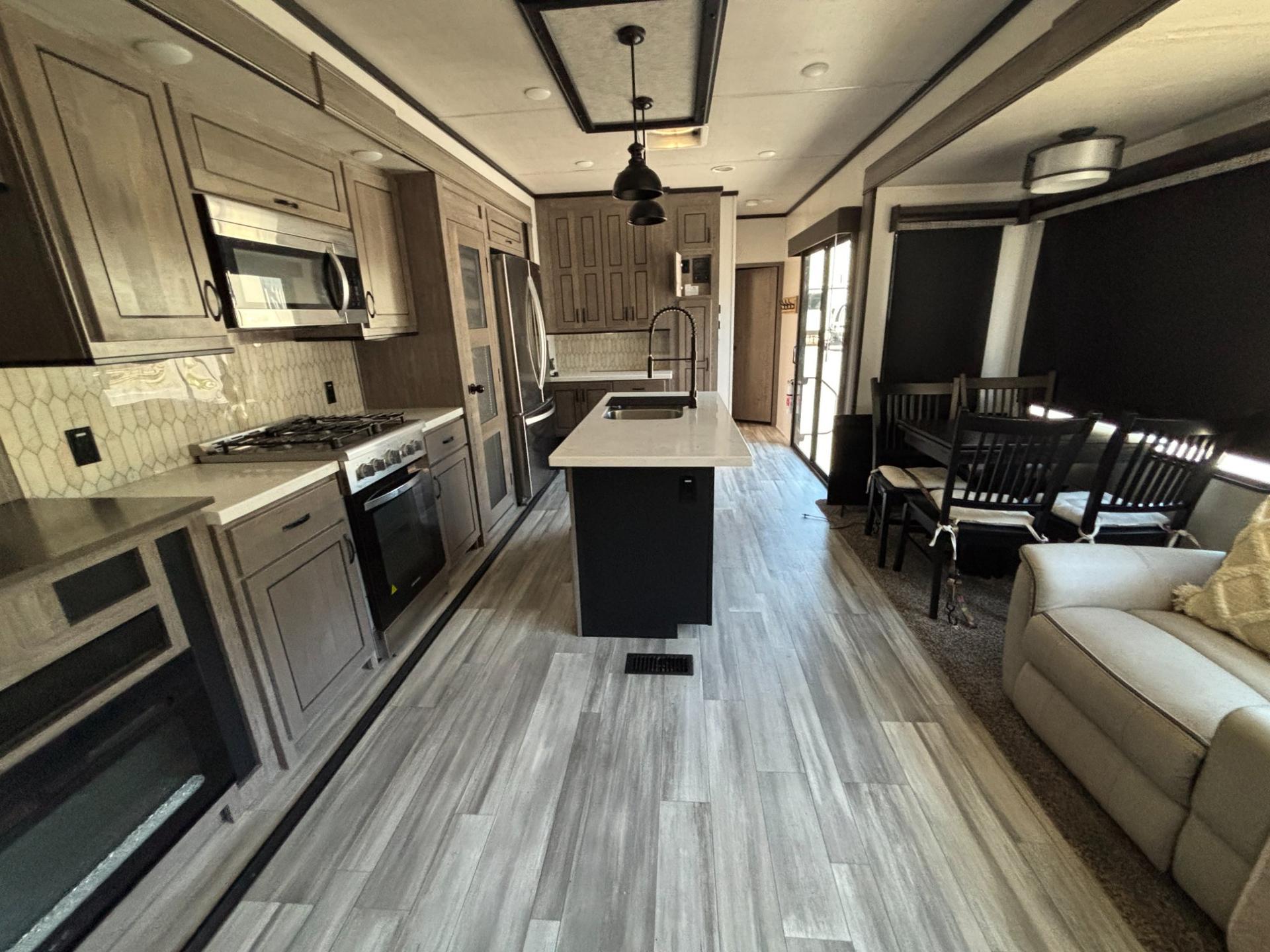 2022 Forest River 2022 Forest River Cedar Creek Cottage - thumbnail 13