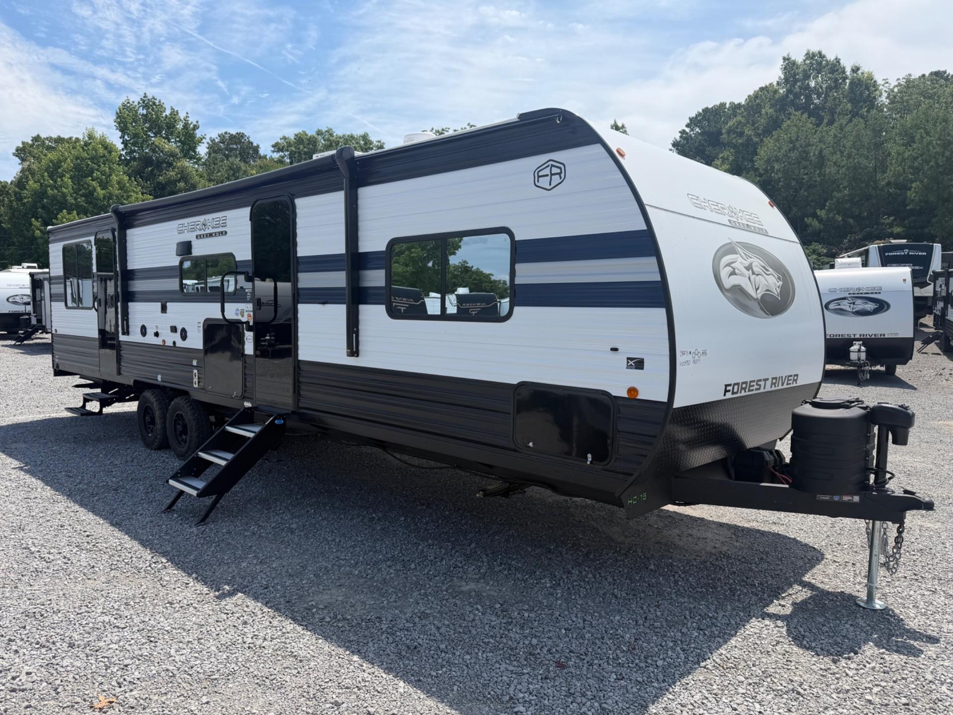 2027 Forest River Cherokee Grey Wolf 28RRTS