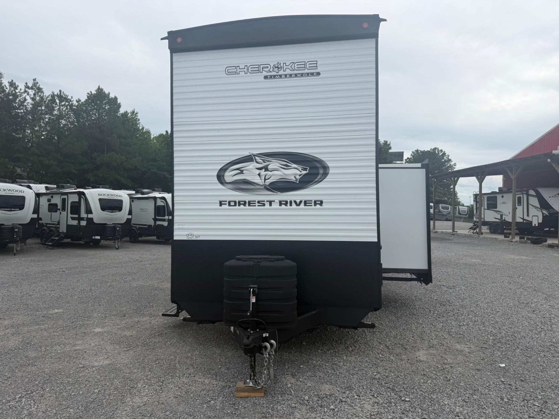 2027 Forest River 2027 Forest River Cherokee Timberwolf - thumbnail 5