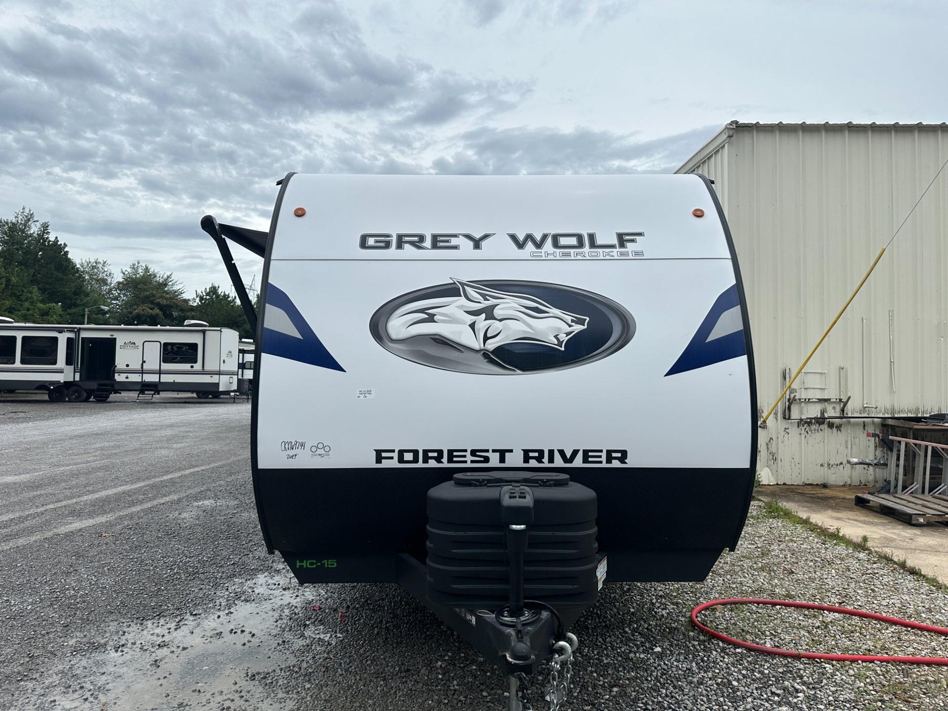 2027 Forest River 2027 Forest River Cherokee Grey Wolf - thumbnail 4