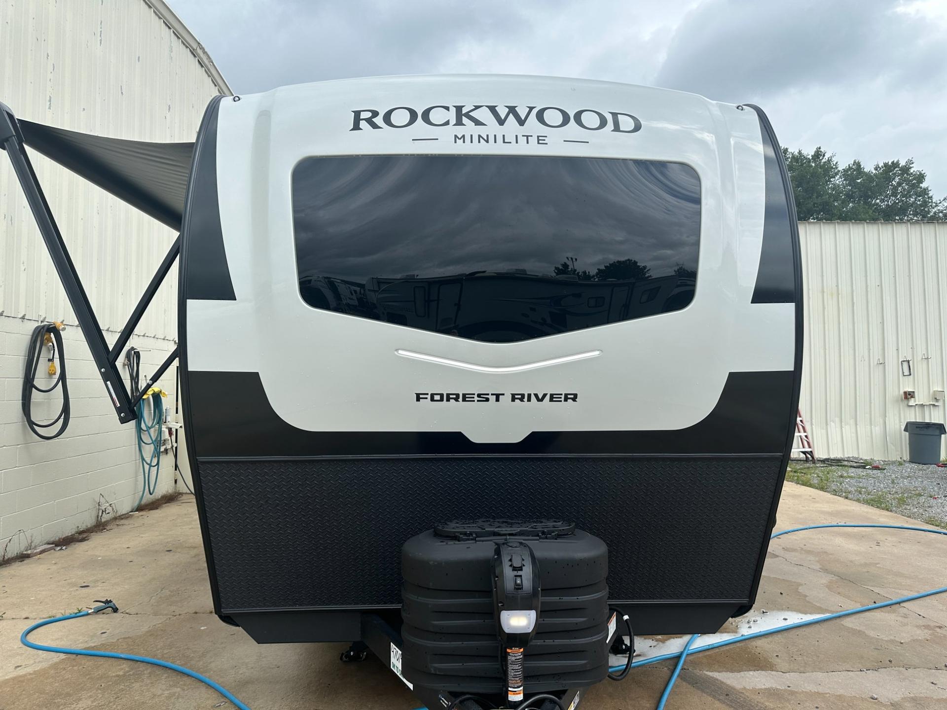 2027 Forest River 2027 Forest River Rockwood Mini Lite - thumbnail 4