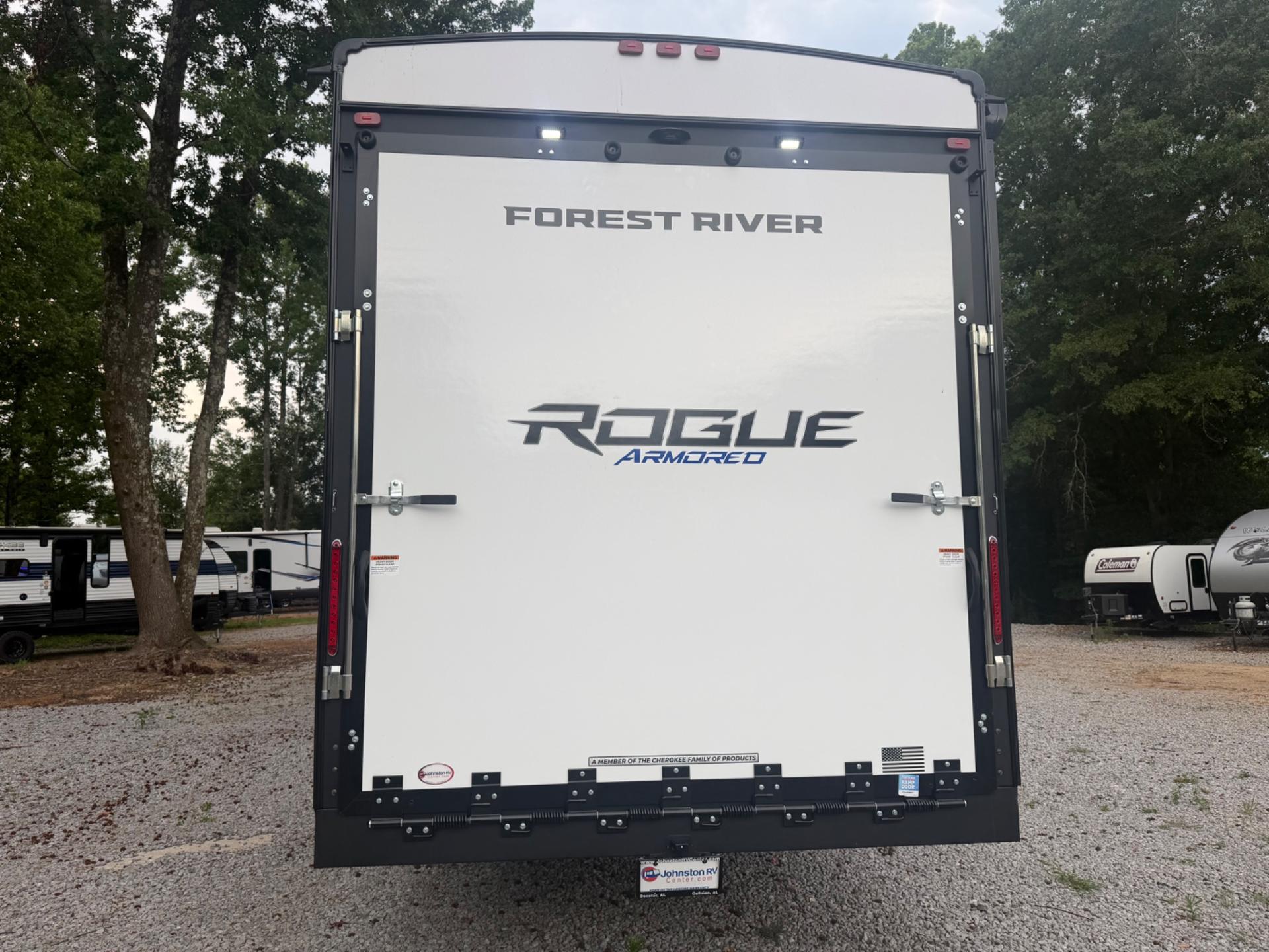 2027 Forest River 2027 Forest River Cherokee Rogue Armored - thumbnail 7