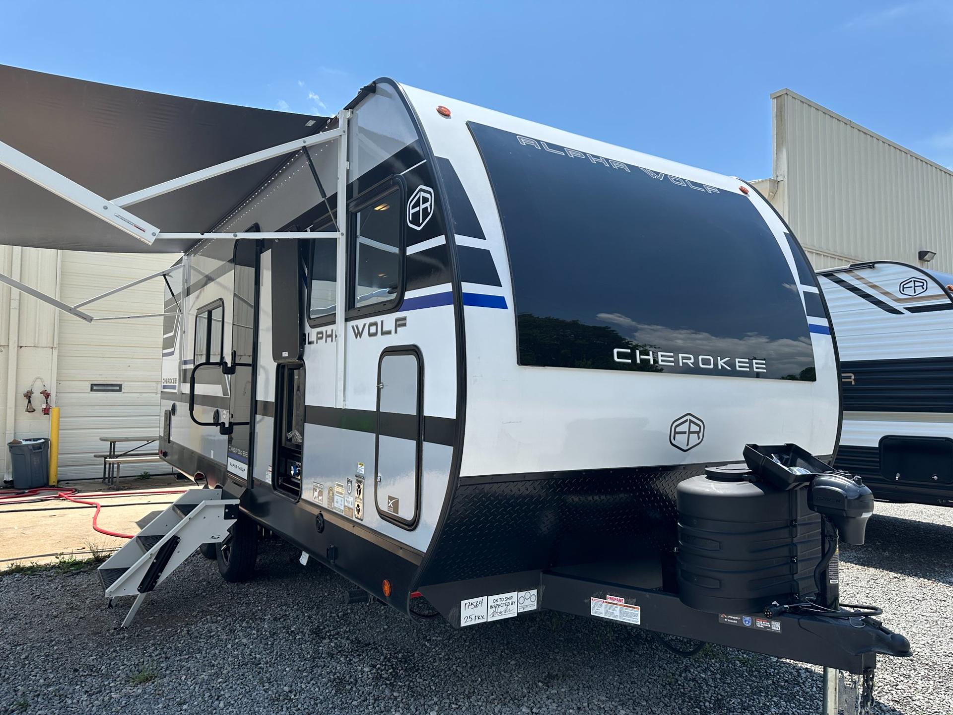 2027 Forest River Cherokee Alpha Wolf 25FKX-L