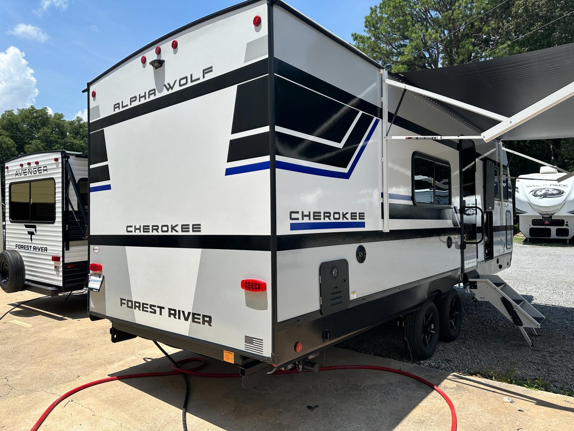 2027 Forest River 2027 Forest River Cherokee Alpha Wolf - thumbnail 5