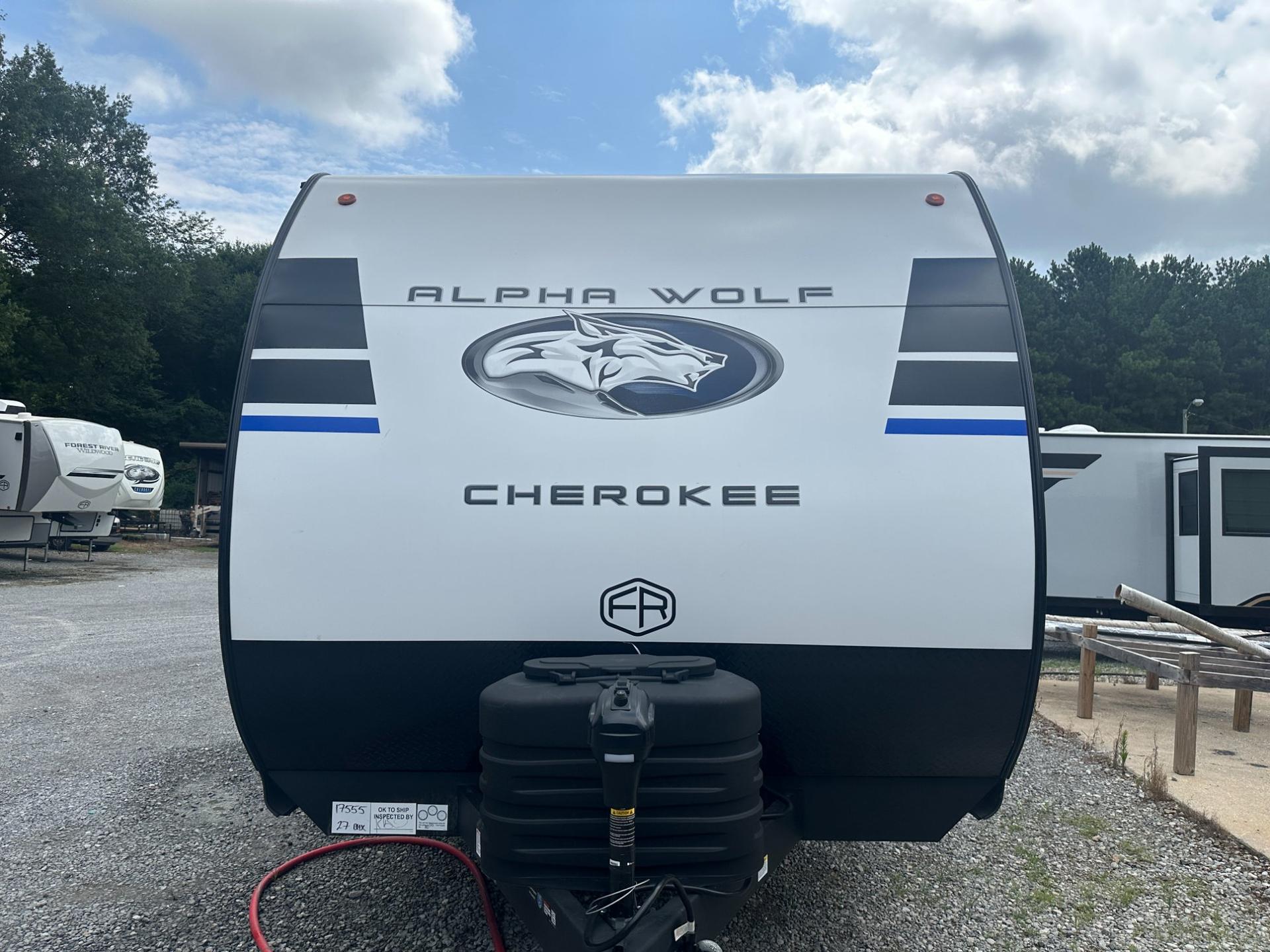 2027 Forest River 2027 Forest River Cherokee Alpha Wolf - thumbnail 3