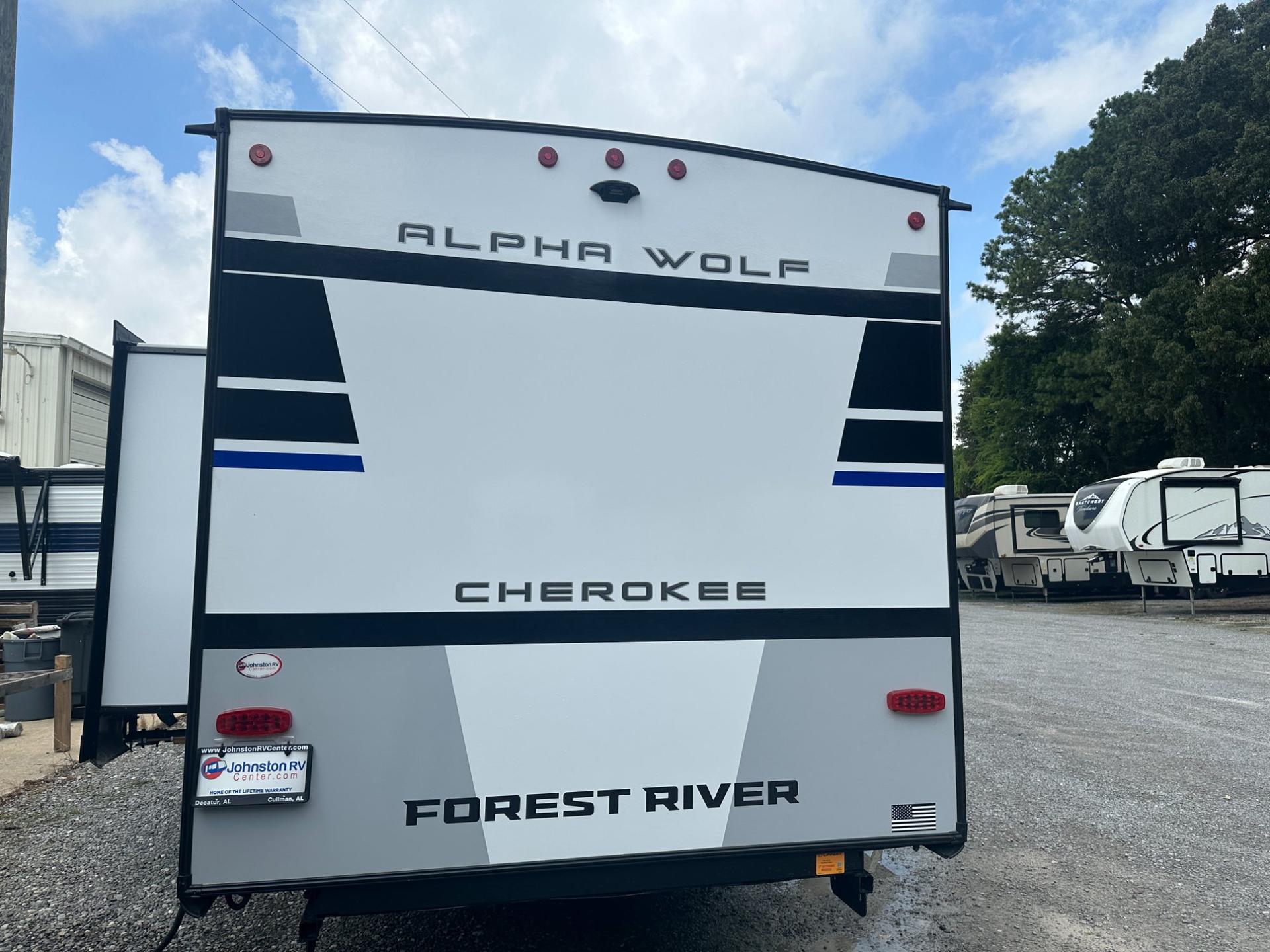 2027 Forest River 2027 Forest River Cherokee Alpha Wolf - thumbnail 6