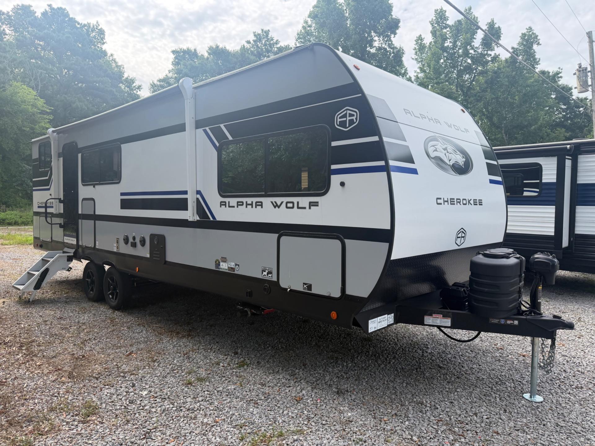 2027 Forest River Cherokee Alpha Wolf 27VHX-L