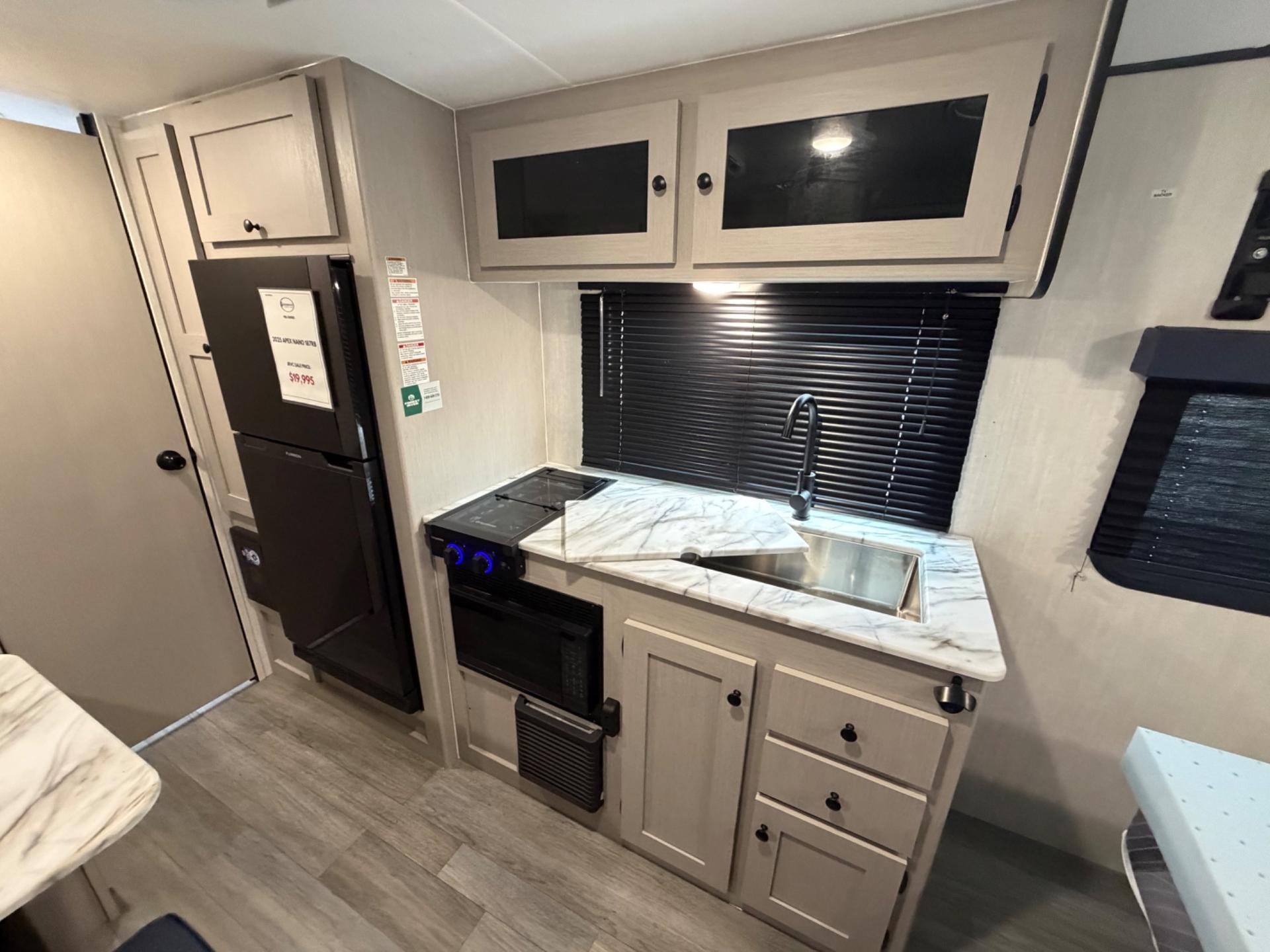 2025 Coachmen 2025 Coachmen Apex Nano - thumbnail 10