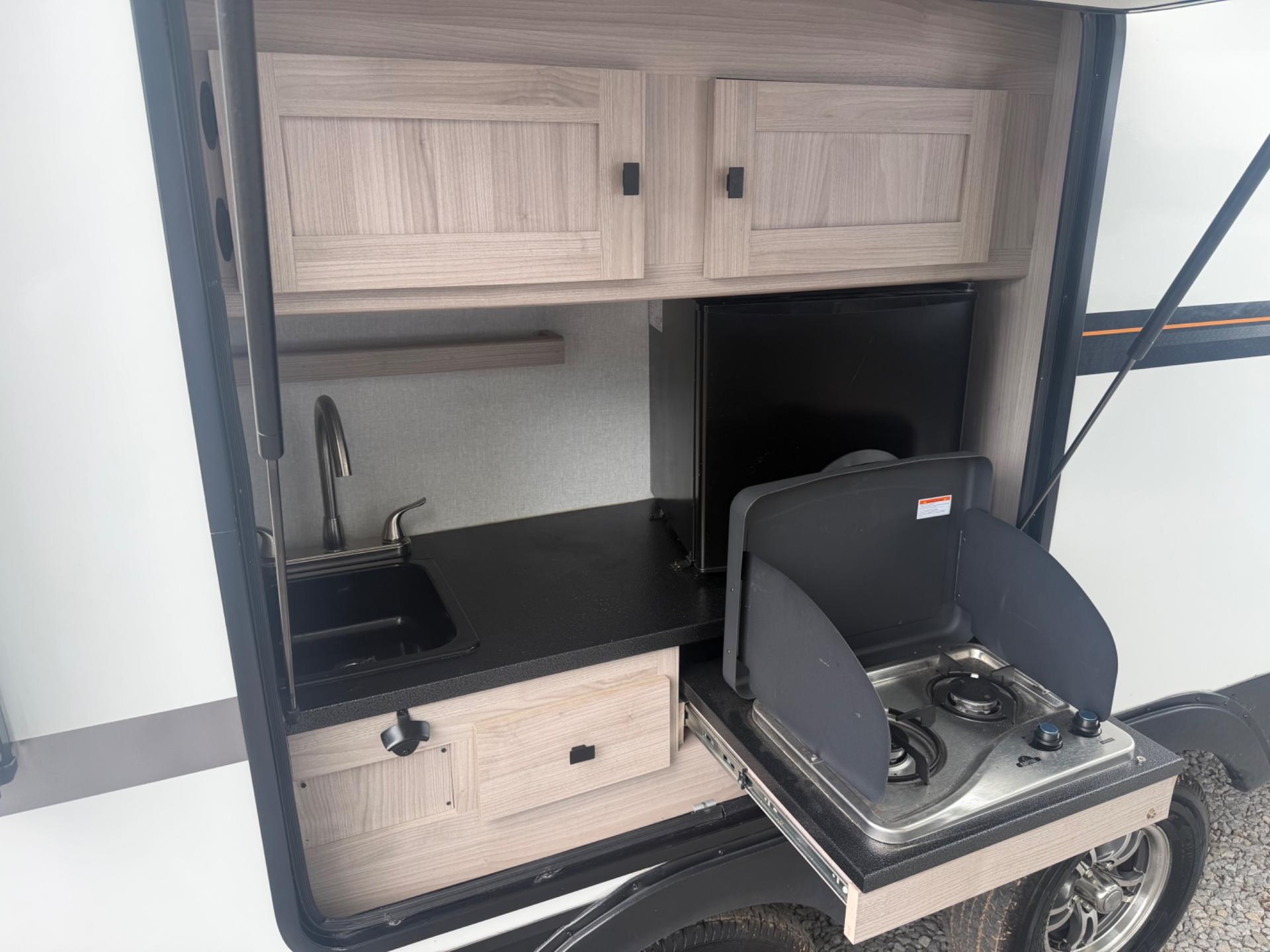 2023 Coachmen 2023 Coachmen Northern Spirit - thumbnail 8
