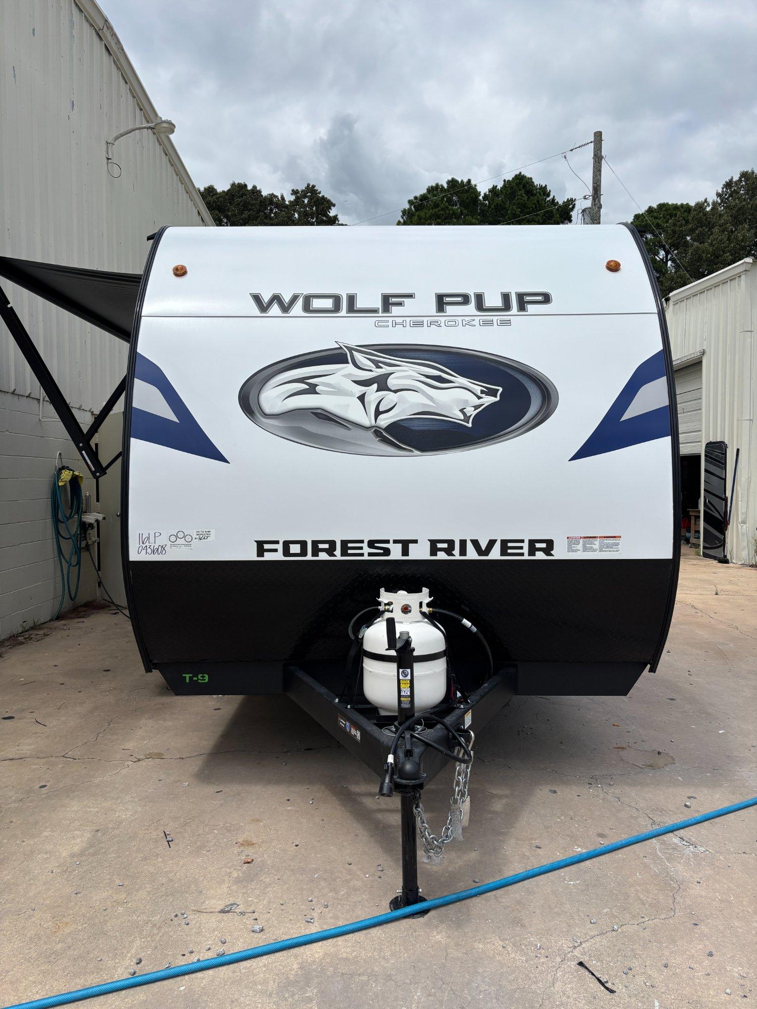 2027 Forest River 2027 Forest River Cherokee Wolf Pup - thumbnail 5