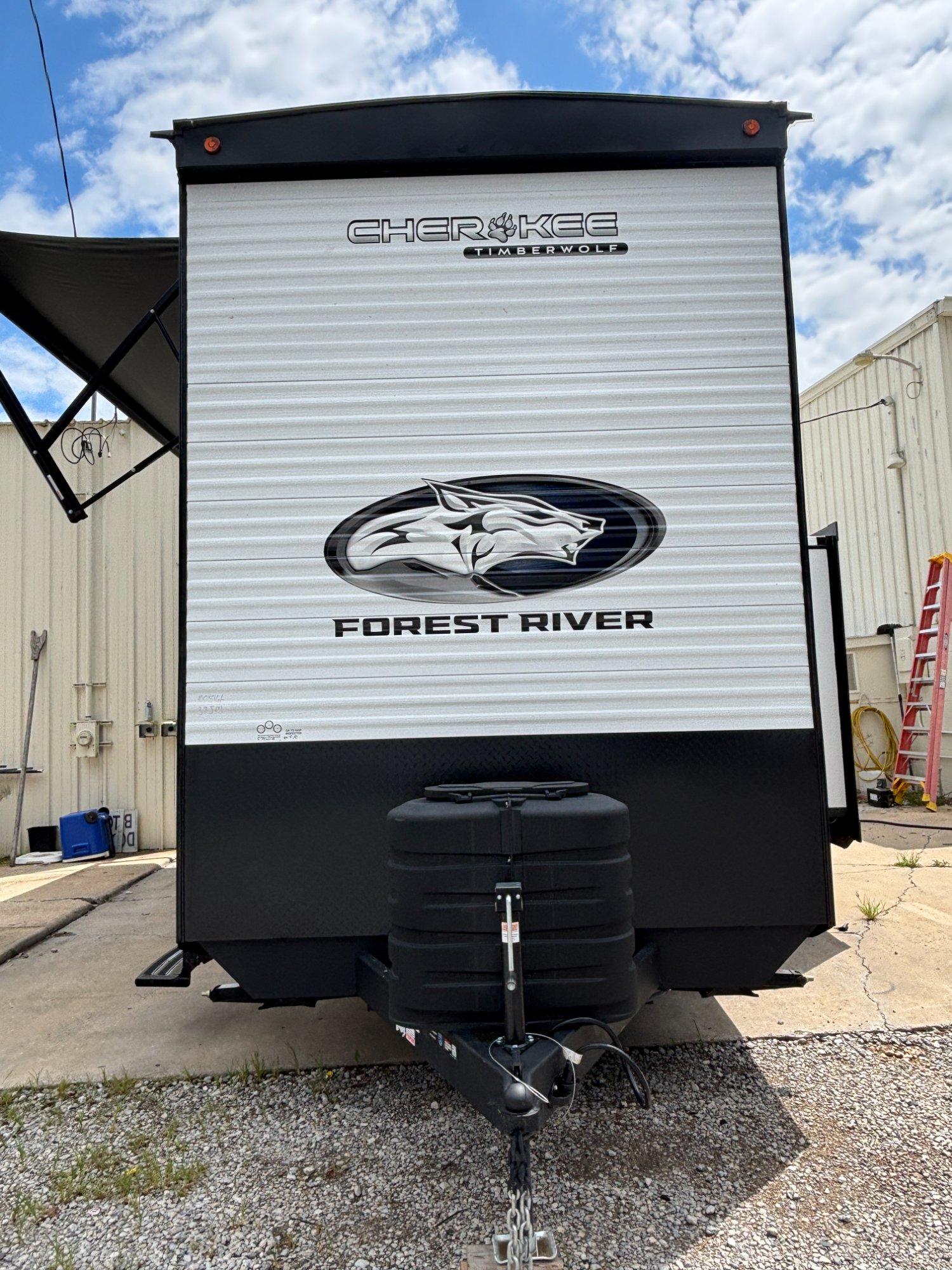 2027 Forest River 2027 Forest River Cherokee Timberwolf - thumbnail 5