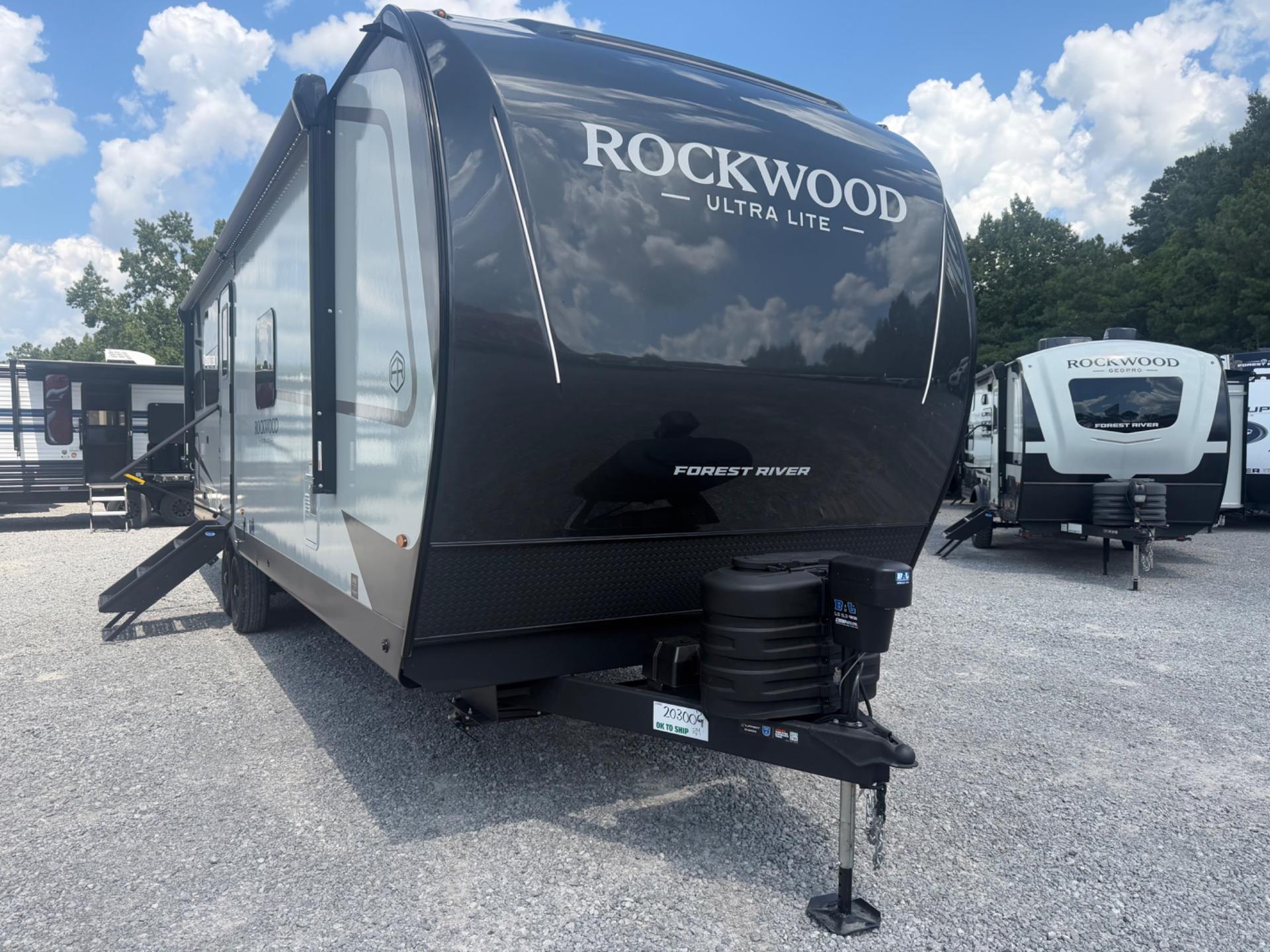 2027 Forest River Rockwood Ultra Lite 2711RK