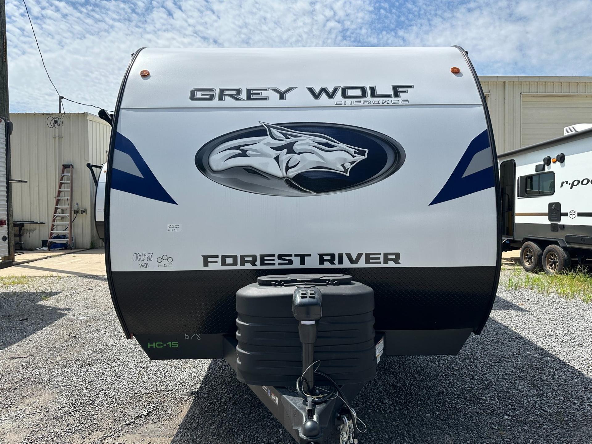 2027 Forest River 2027 Forest River Cherokee Grey Wolf - thumbnail 4