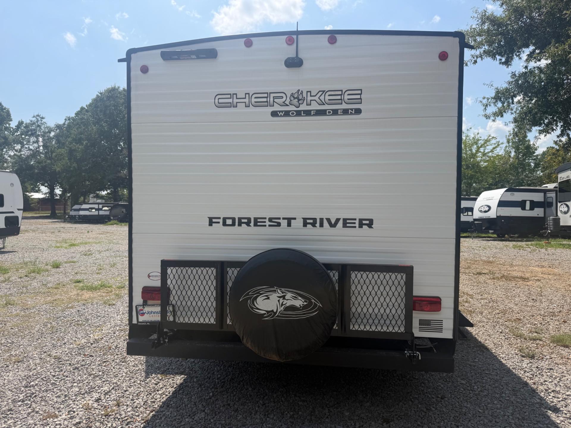 2025 Forest River 2025 Forest River Cherokee Wolf Den - thumbnail 7