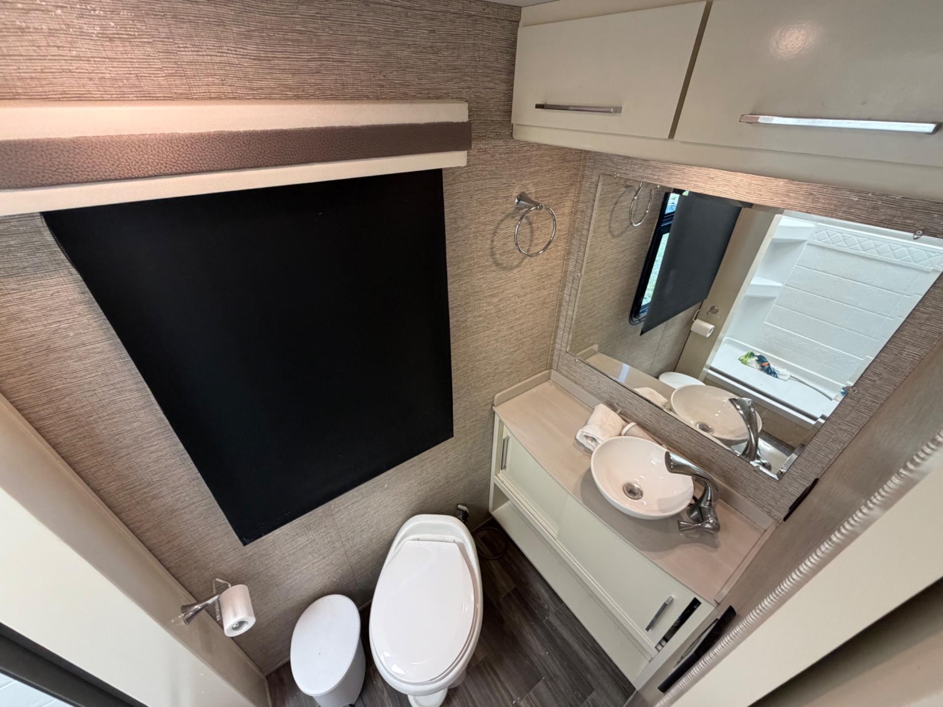 2020 Tiffin 2020 Tiffin Wayfarer - thumbnail 13