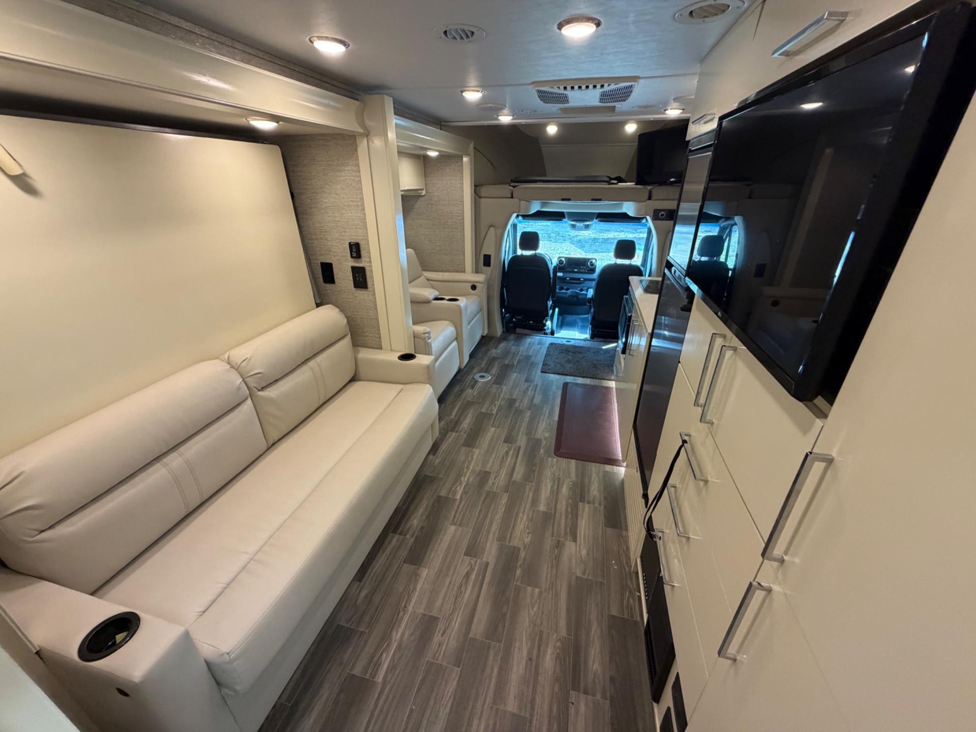 2020 Tiffin 2020 Tiffin Wayfarer - thumbnail 15