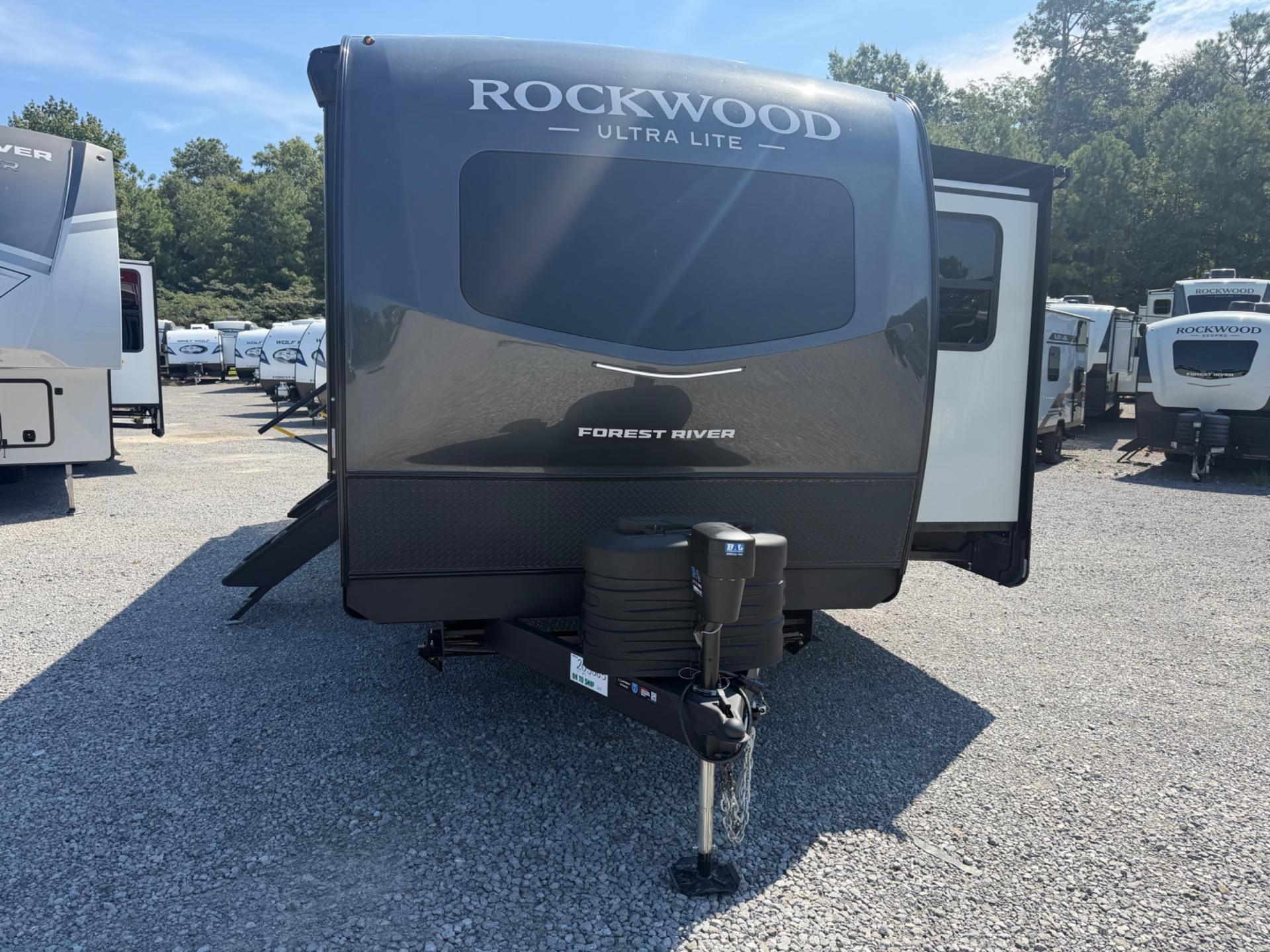 2027 Forest River 2027 Forest River Rockwood Ultra Lite - thumbnail 5
