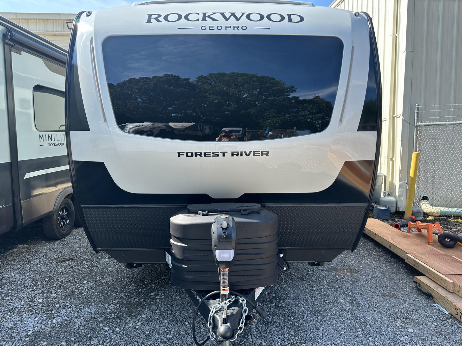 2027 Forest River 2027 Forest River Rockwood Geo Pro - thumbnail 4